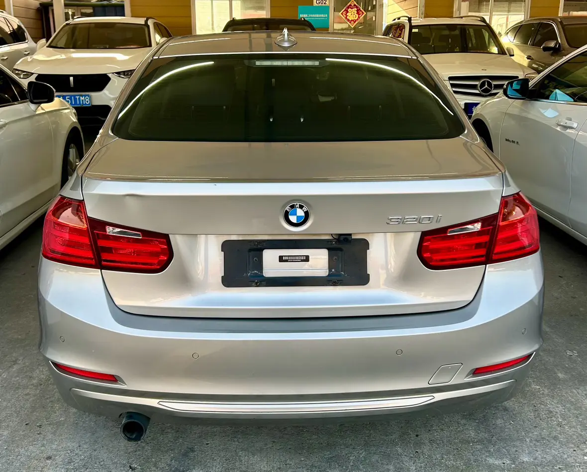 BMW 3 Series  из Китая