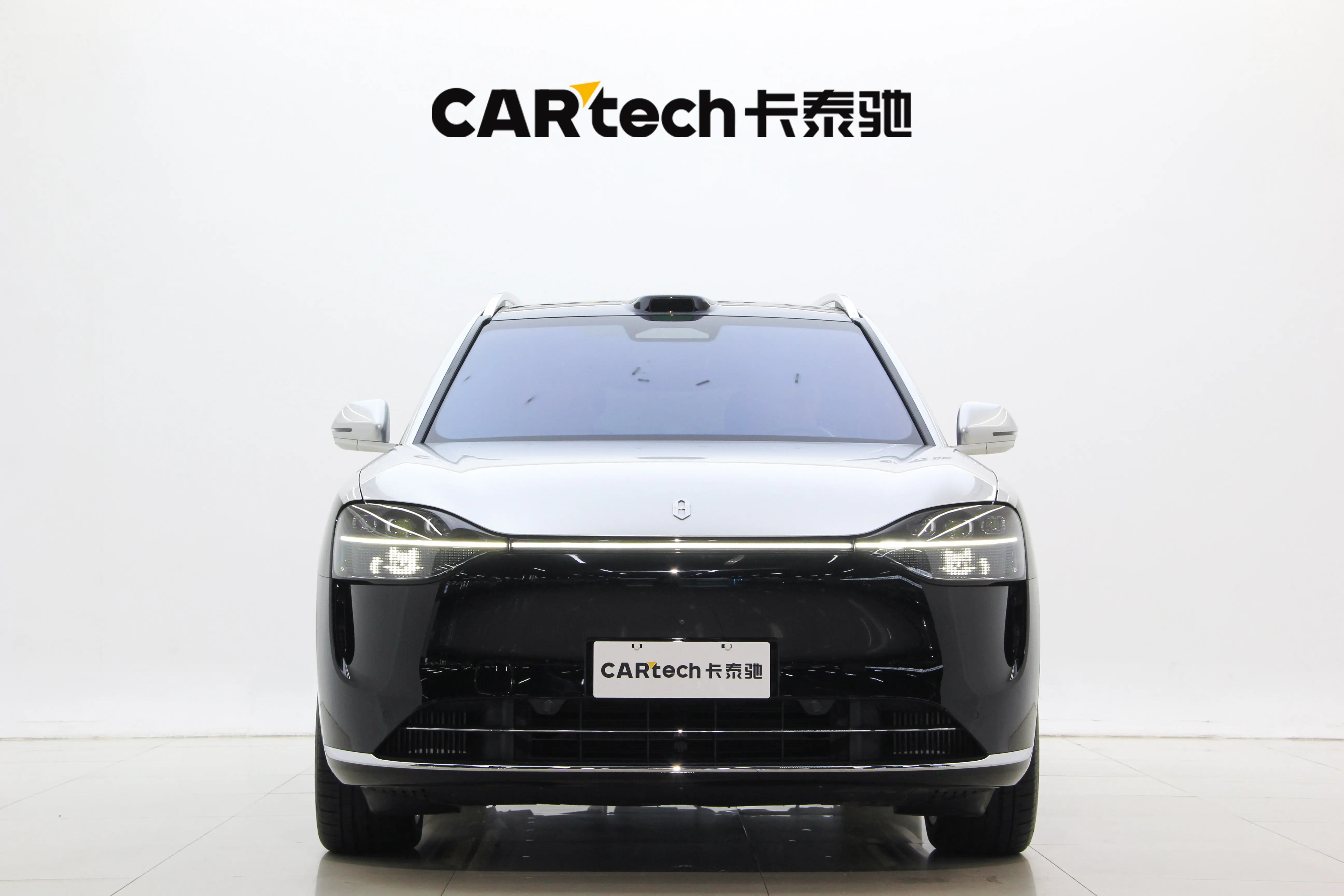 AITO M9 (Wenjie M9)  из Китая