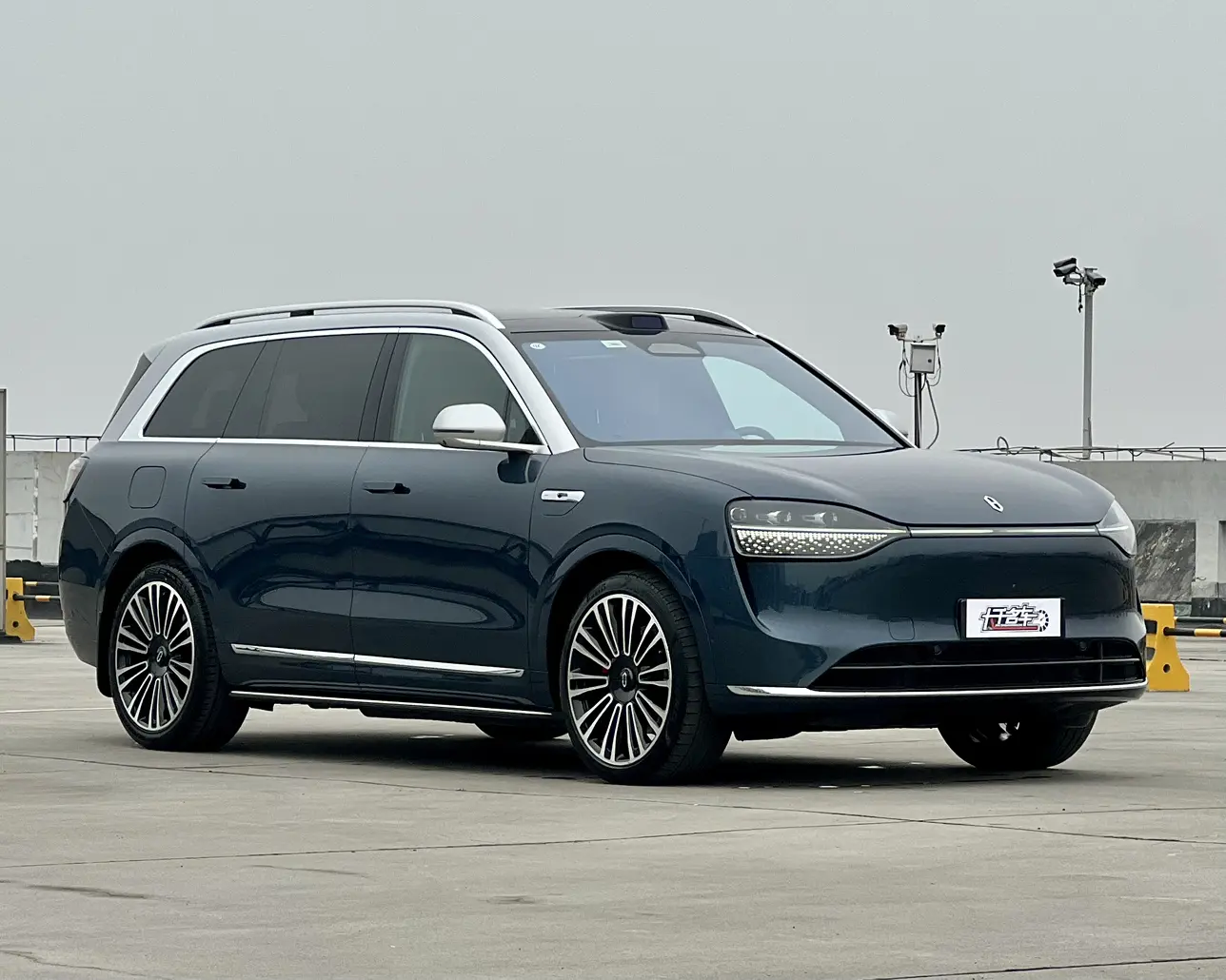 AITO M9 (Wenjie M9)  из Китая