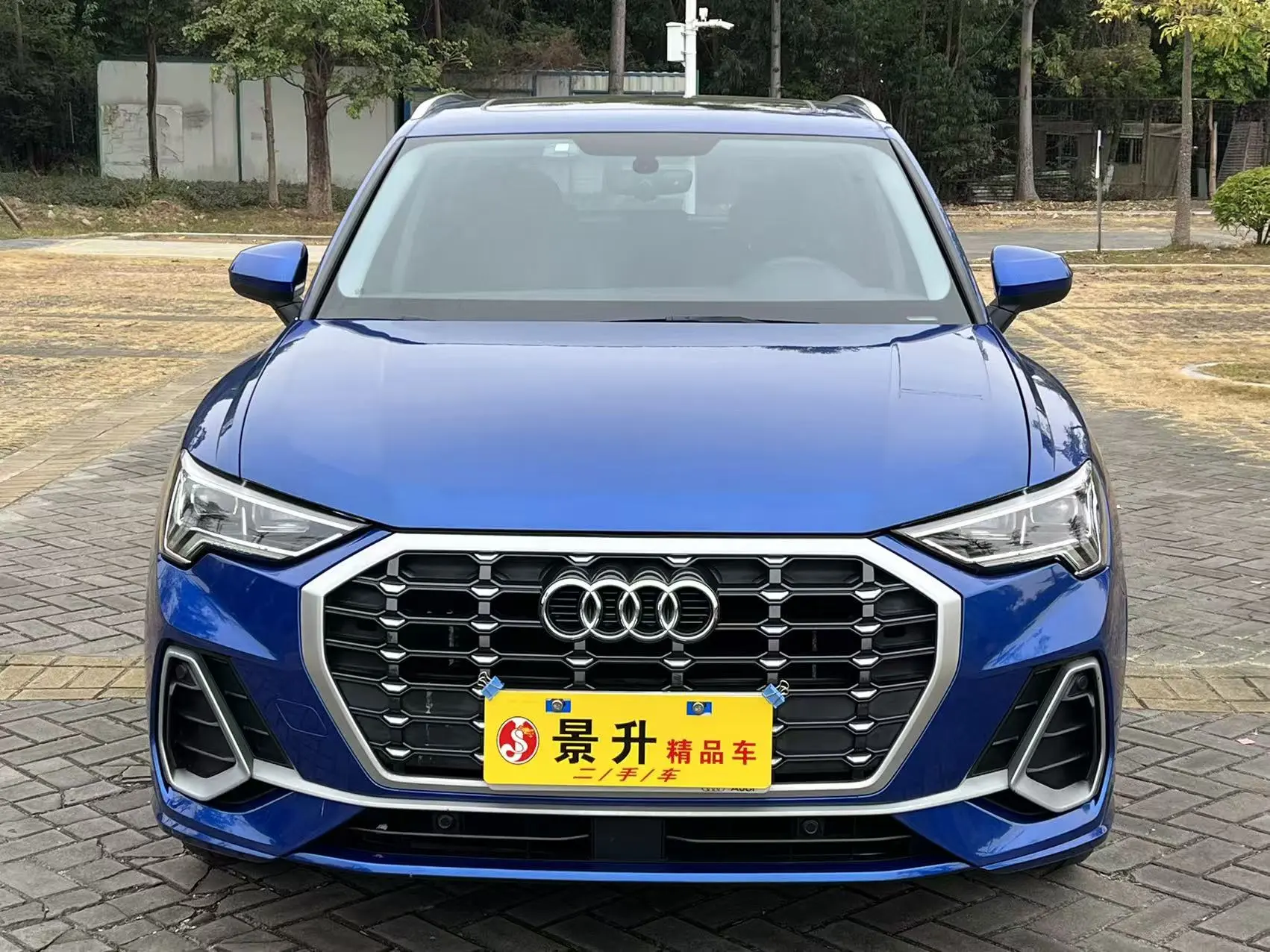 Audi Q3  из Китая