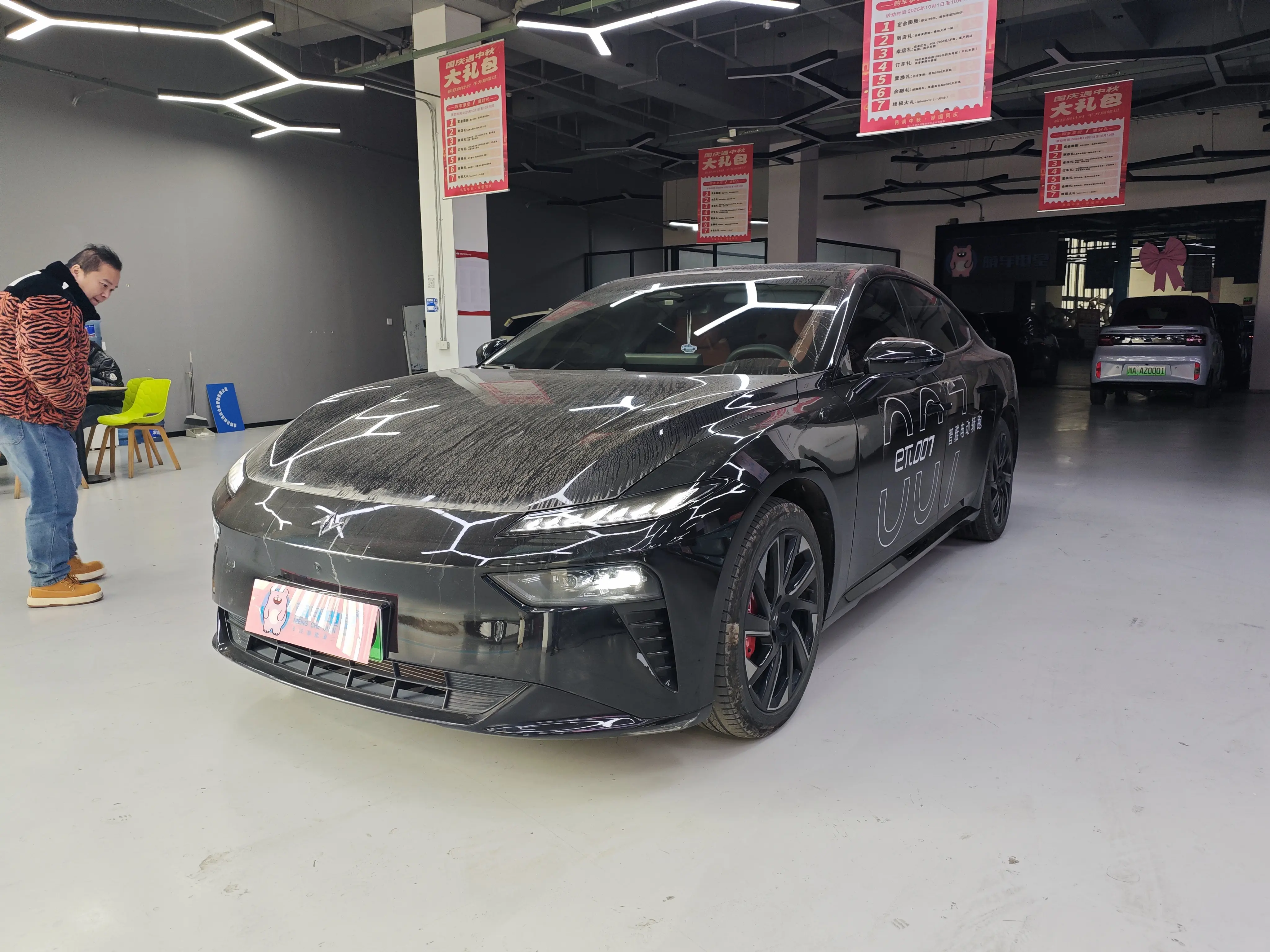 Dongfeng Eπ007  из Китая