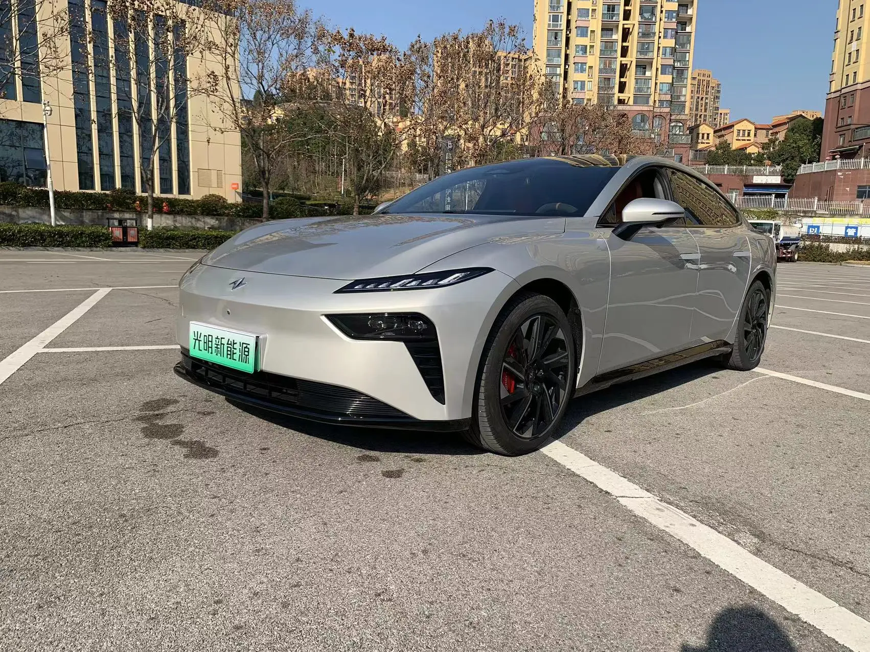 Dongfeng Eπ007  из Китая