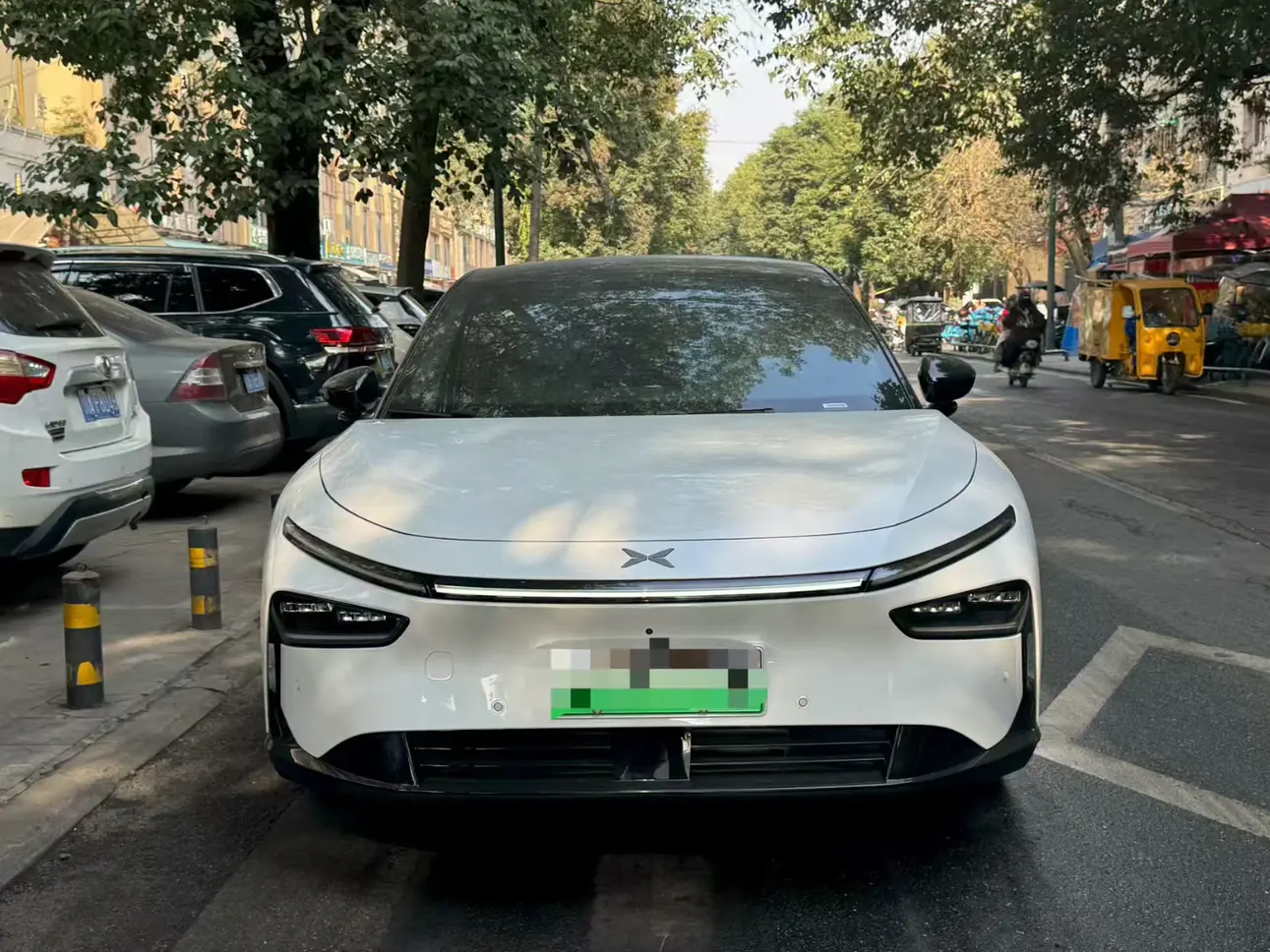 Xpeng P7+  из Китая