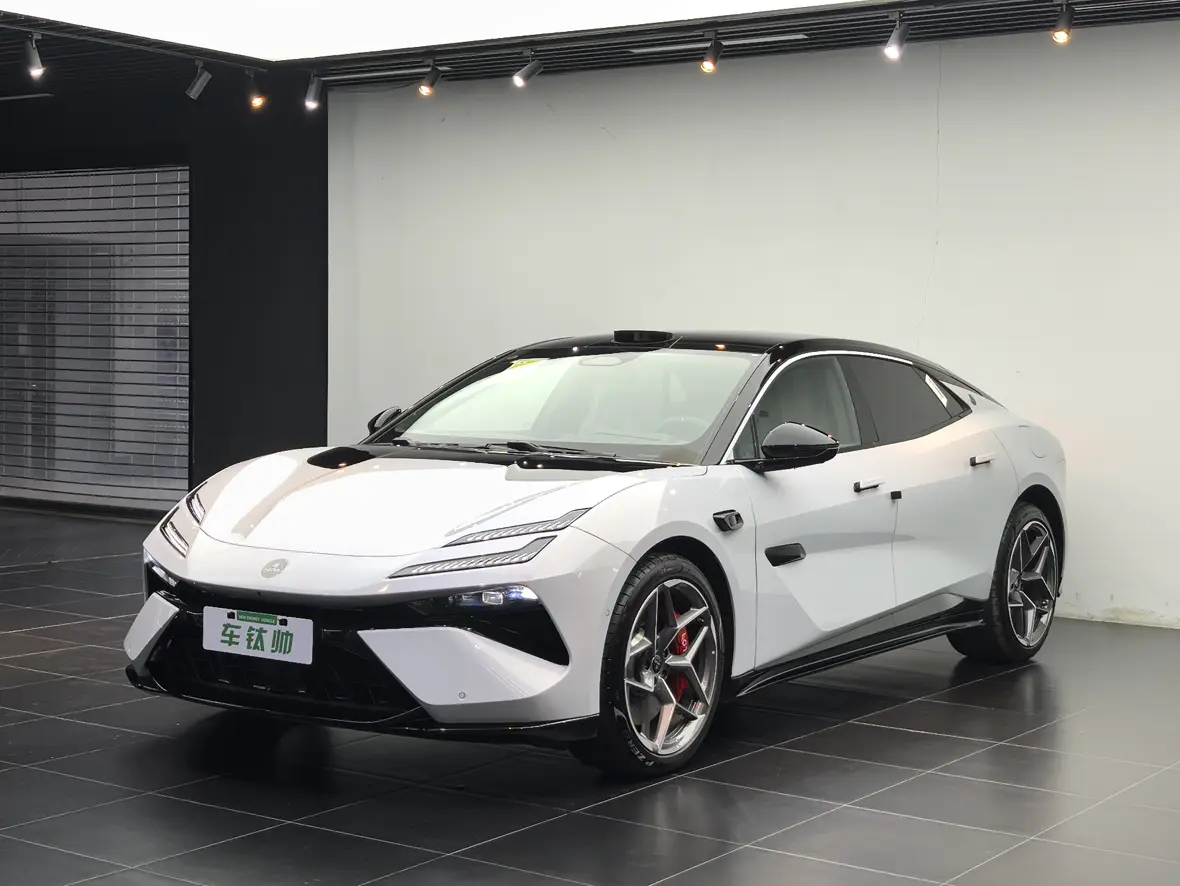 Lotus Emeya  из Китая