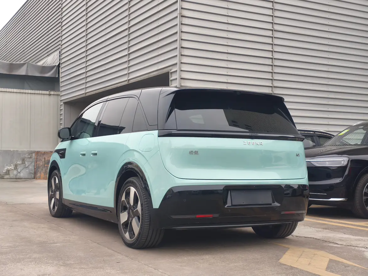 ZEEKR MIX  из Китая