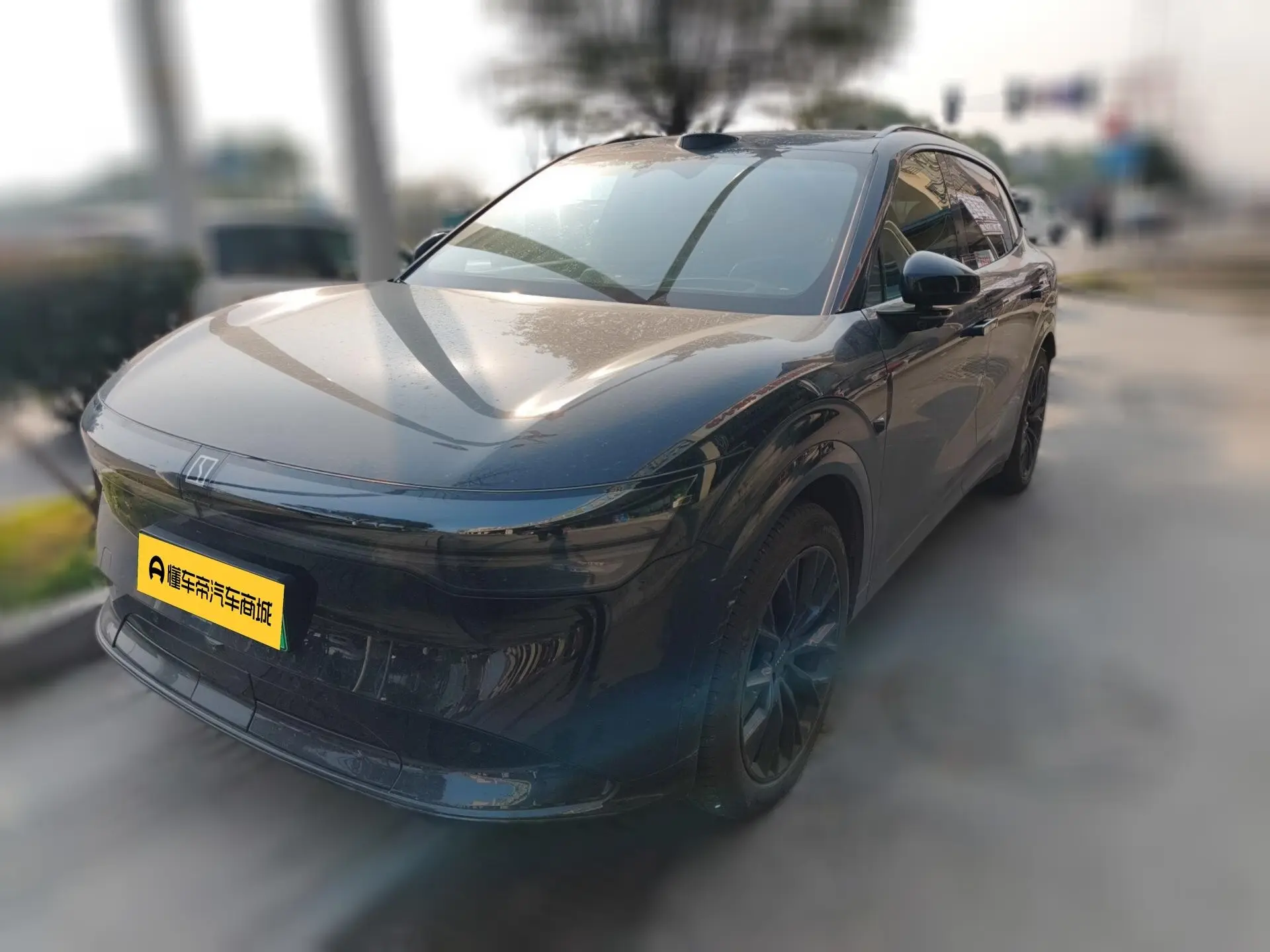 ZEEKR 7X  из Китая