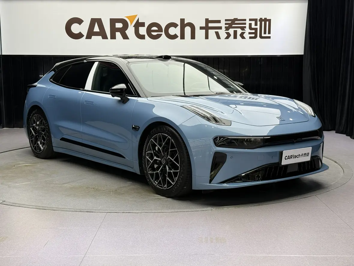 ZEEKR 001  из Китая