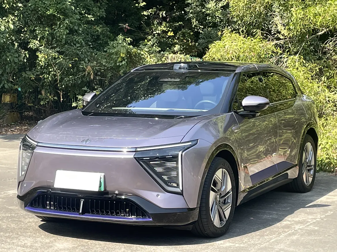 HiPhi Y  из Китая