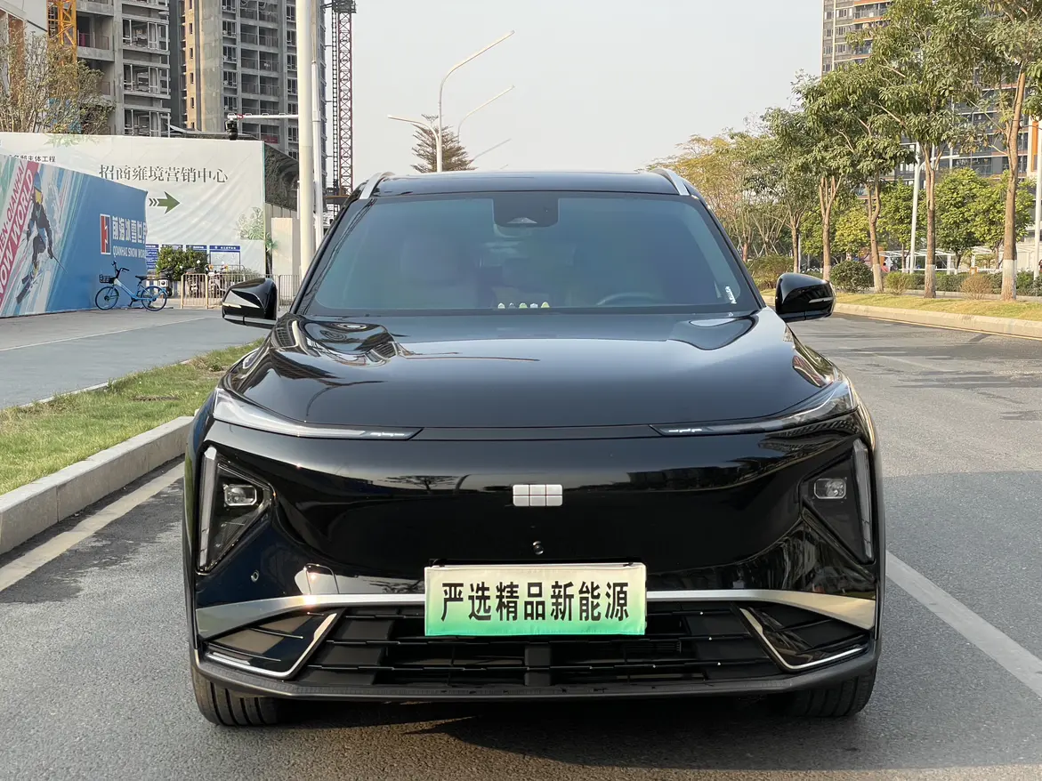 Geely Galaxy L7  из Китая