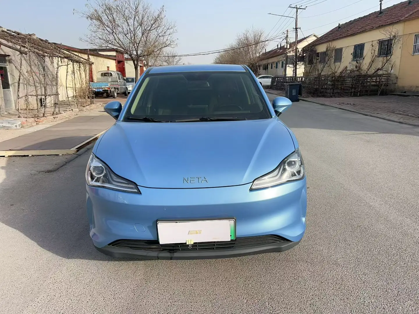 NETA Nezha V  из Китая