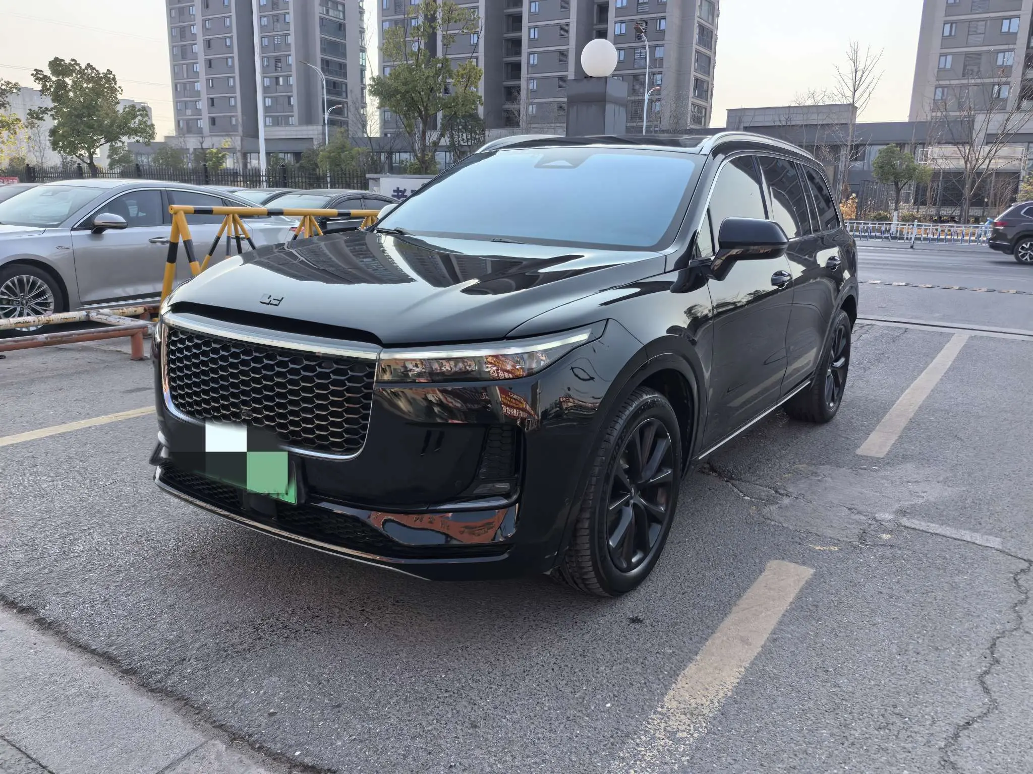 Li ONE (Ideal ONE)  из Китая