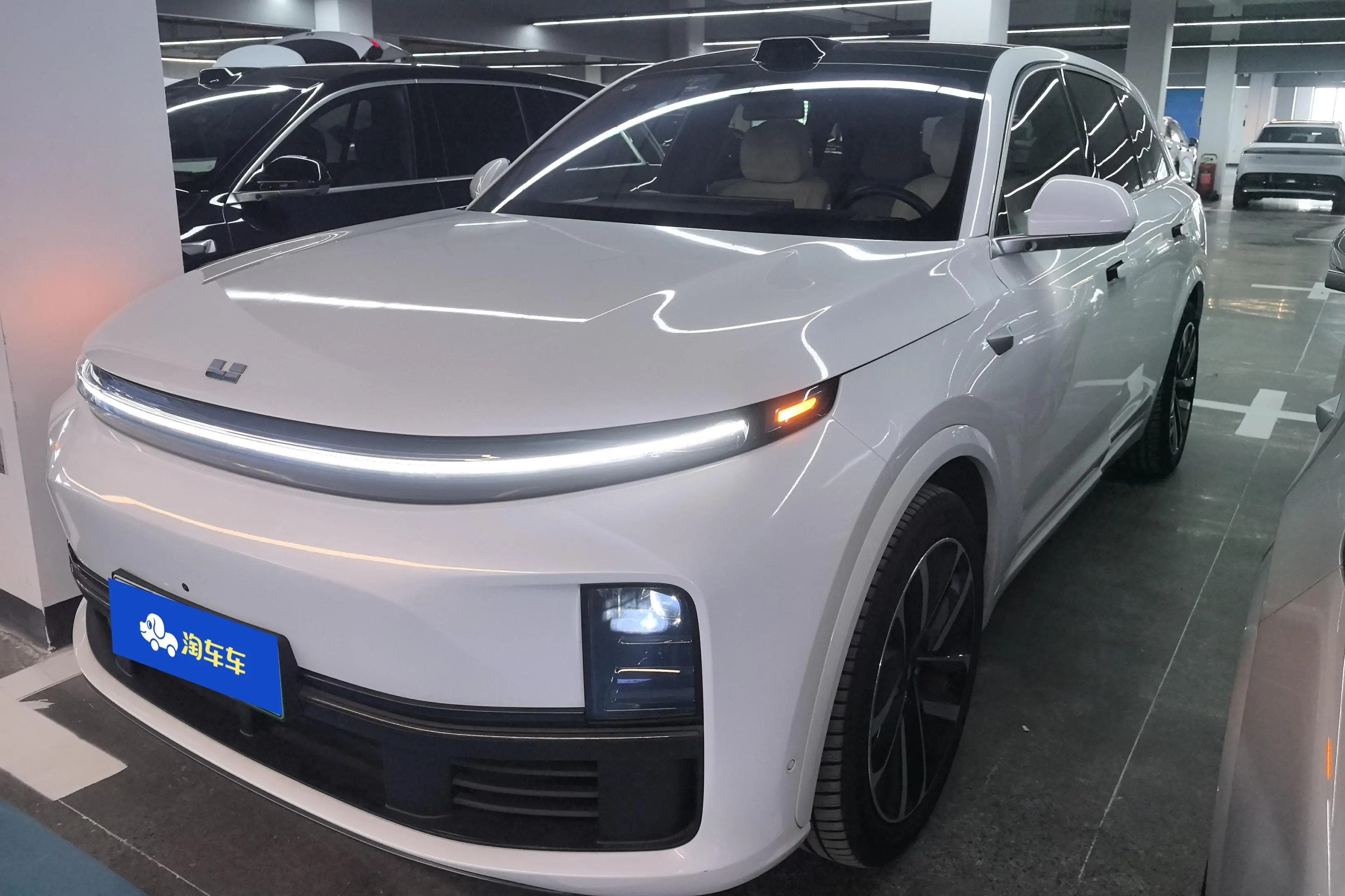 Li L7 (Ideal L7)  из Китая