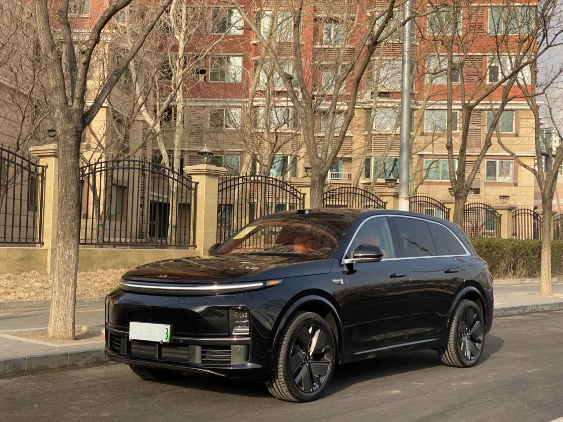 Li L7 (Ideal L7)  из Китая