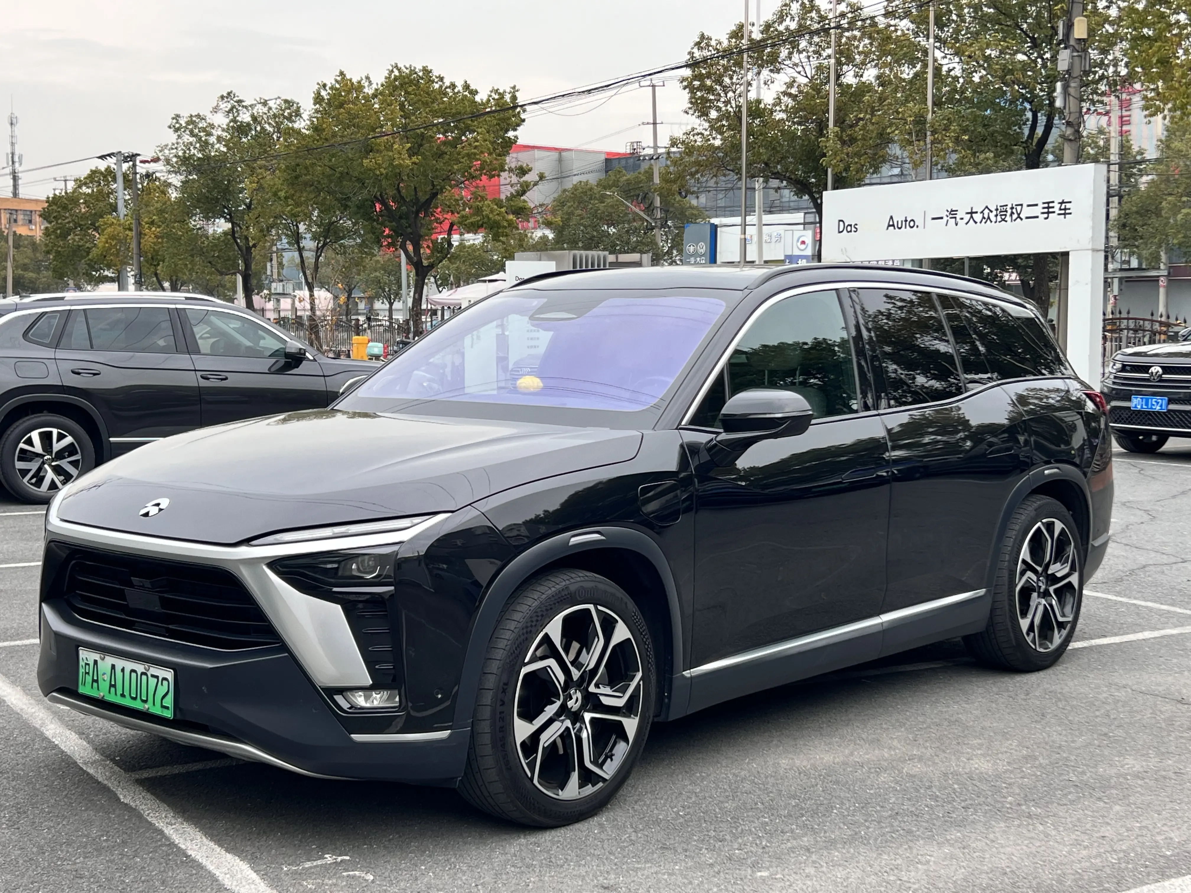 NIO ES8  из Китая
