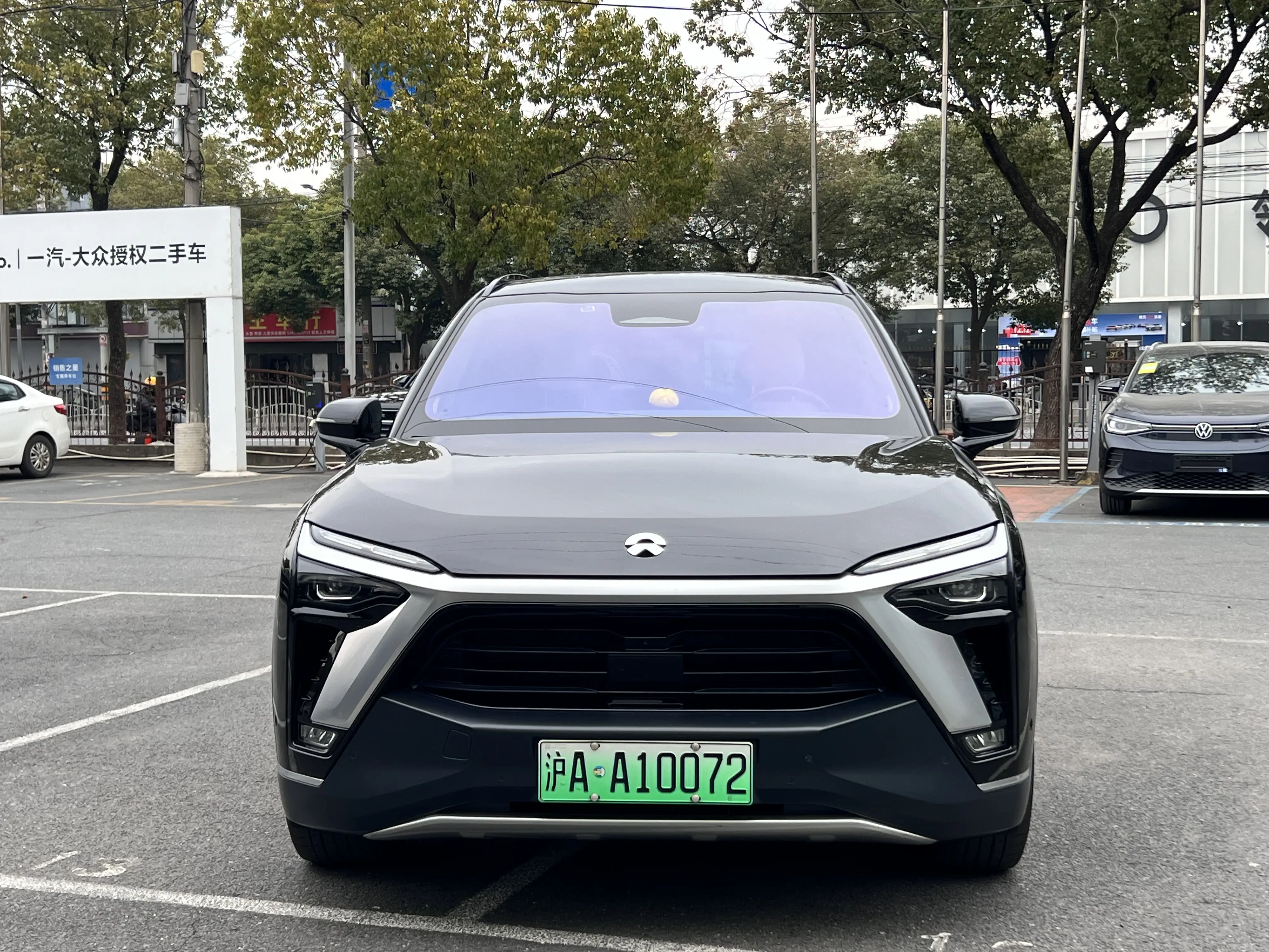 NIO ES8  из Китая