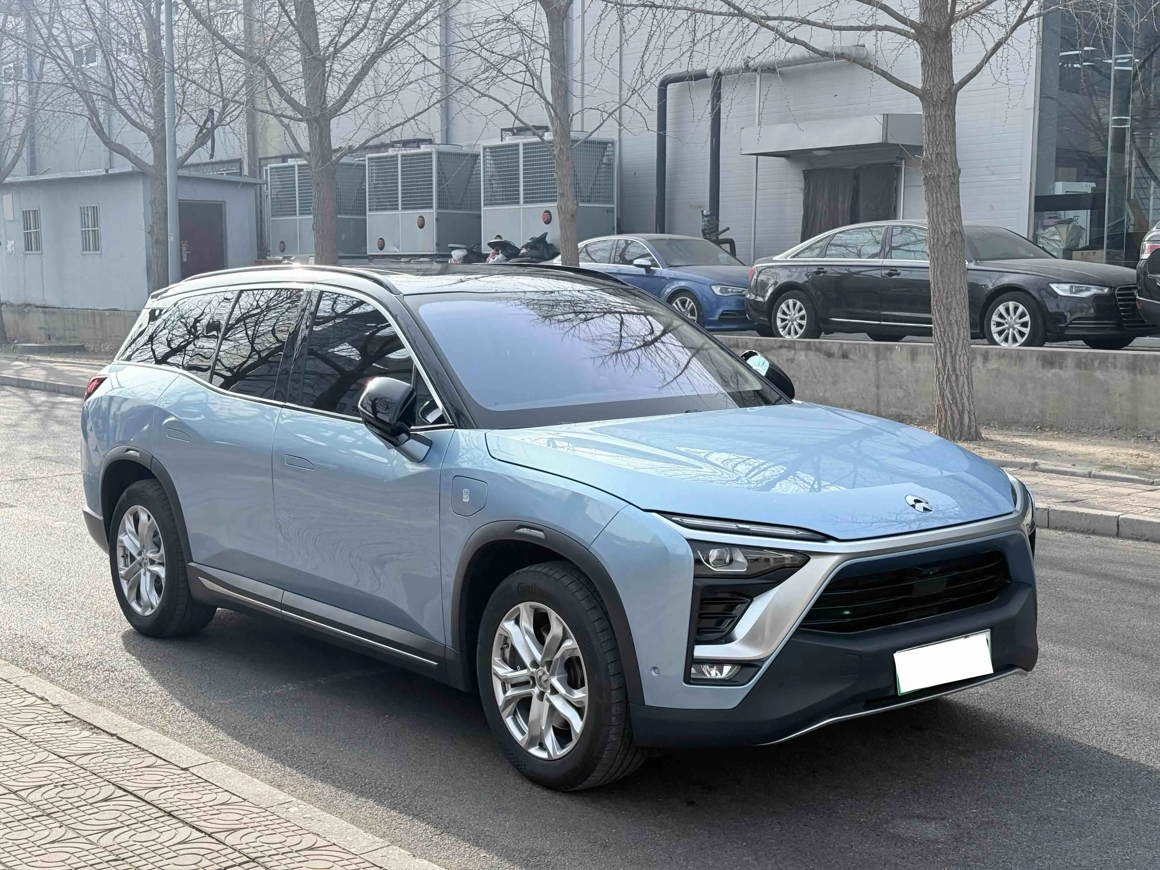 NIO ES8  из Китая