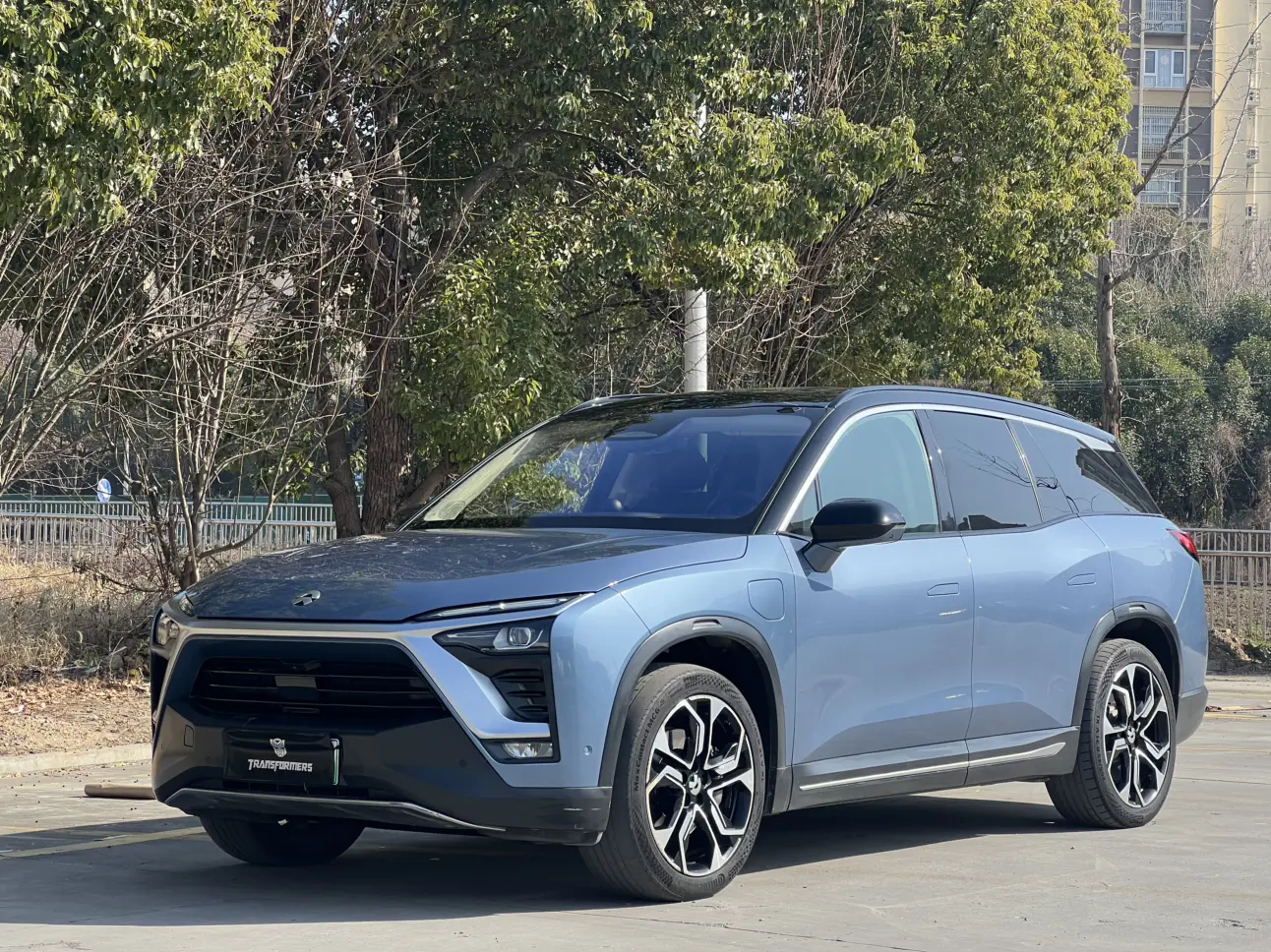 NIO ES8  из Китая