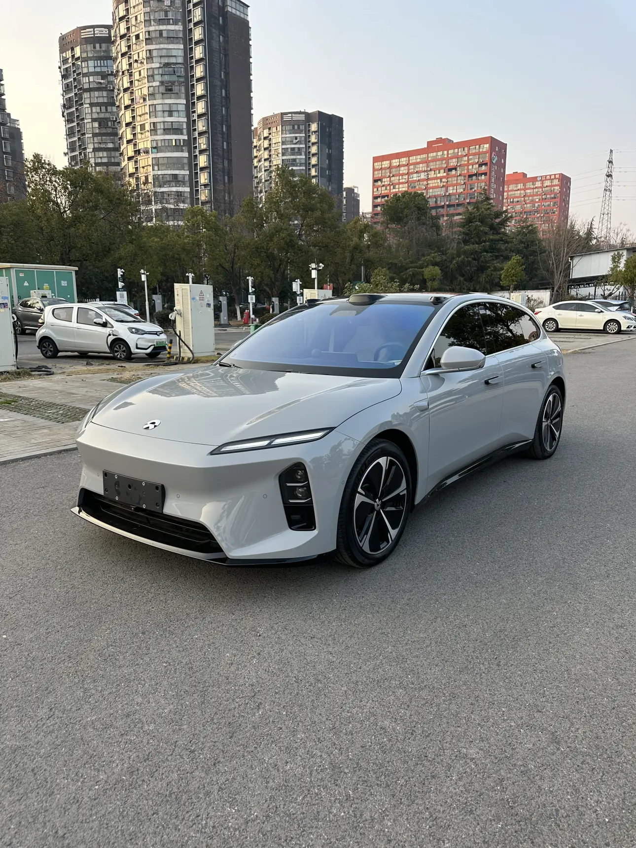 NIO ET5T  из Китая