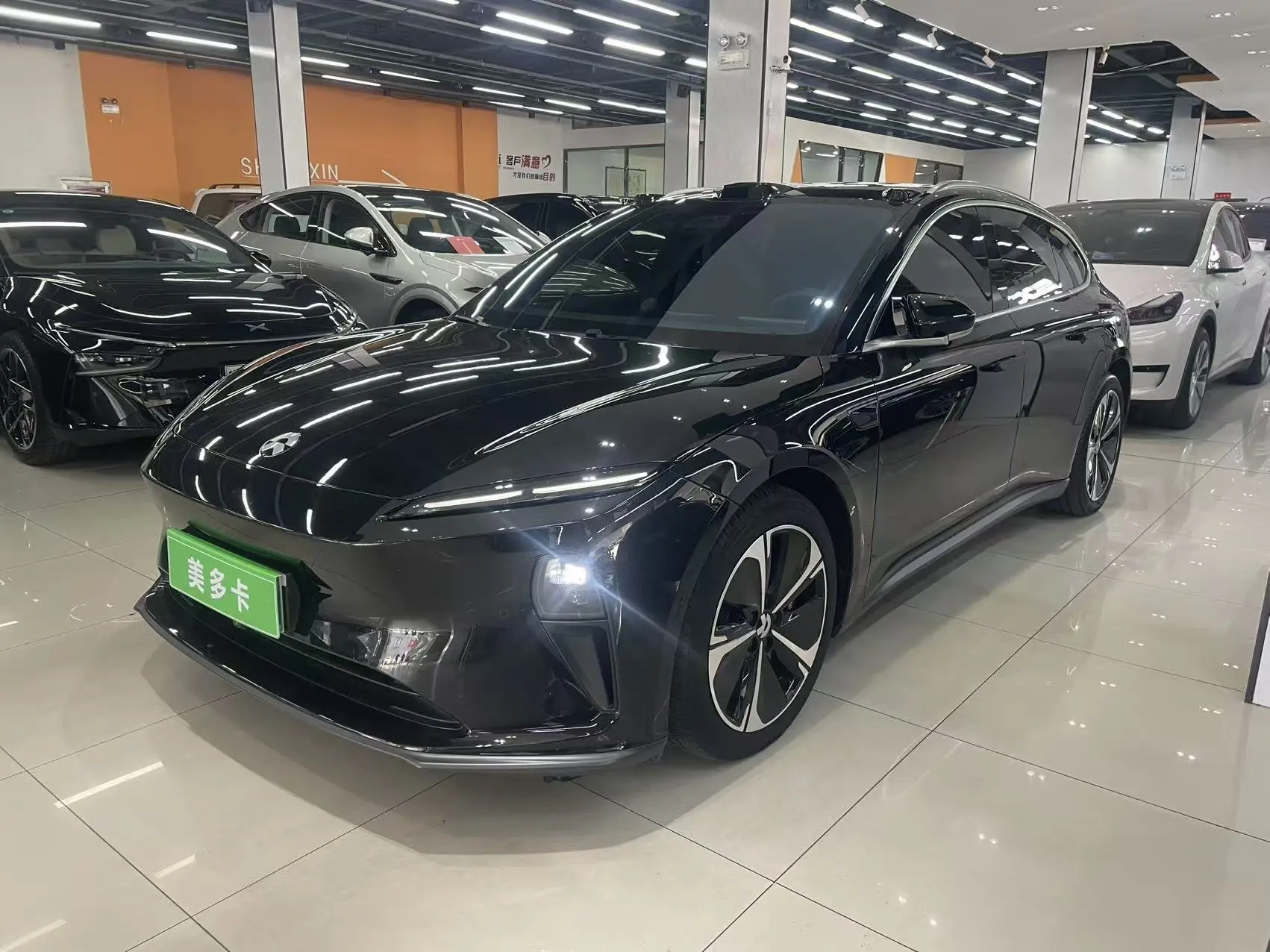 NIO ET5T  из Китая