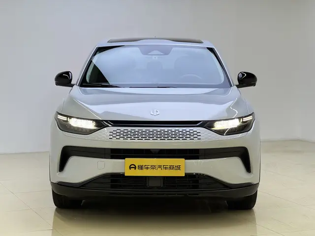 Leapmotor Zero running C11  из Китая