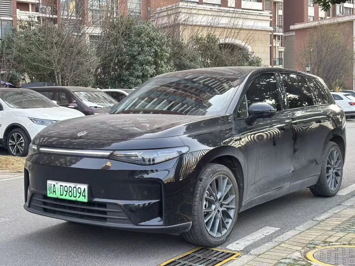 Leapmotor Zero running C10  из Китая