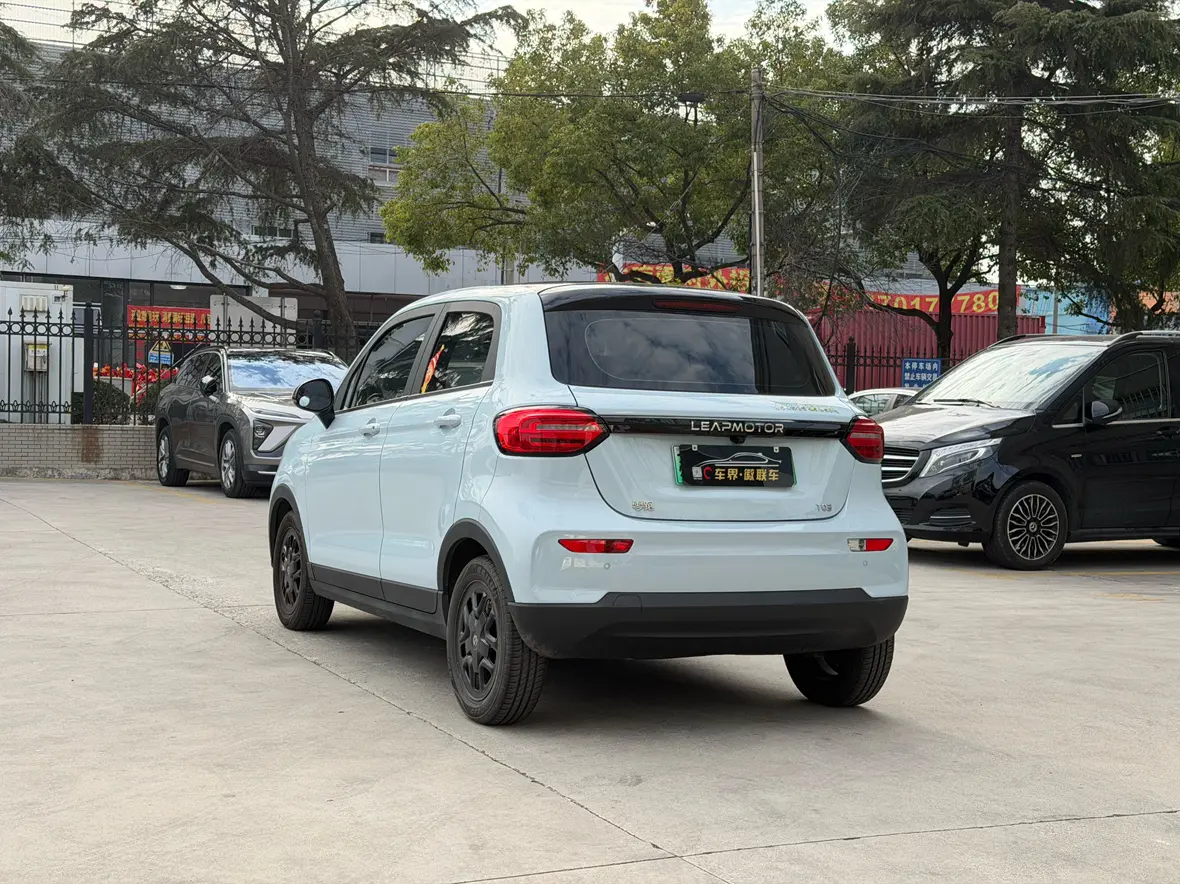 Leapmotor Zero running T03  из Китая