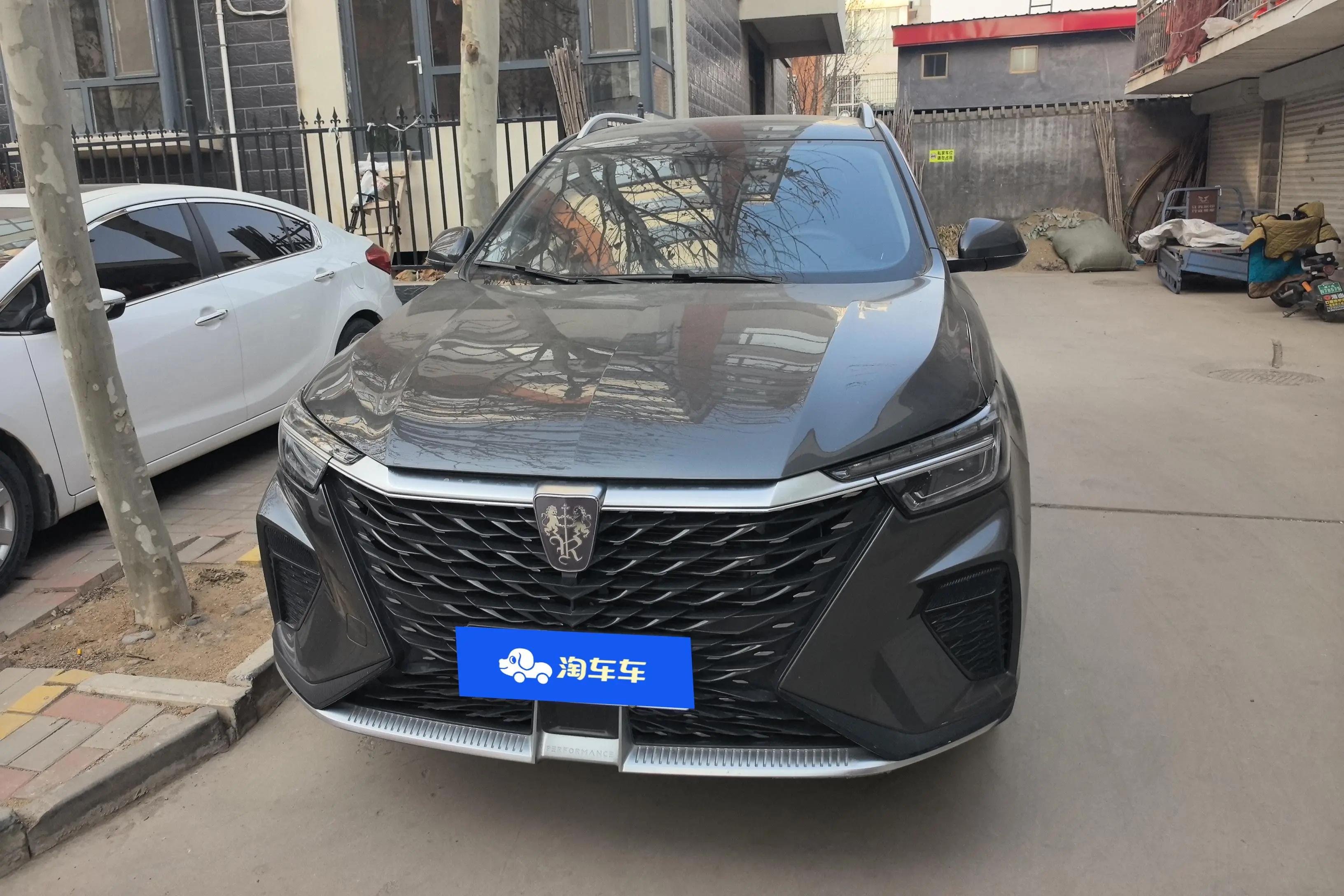 Roewe RX5  из Китая