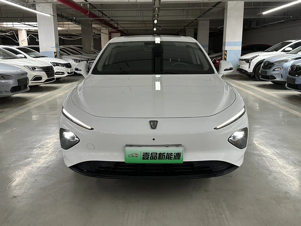 Roewe D7 EV  из Китая