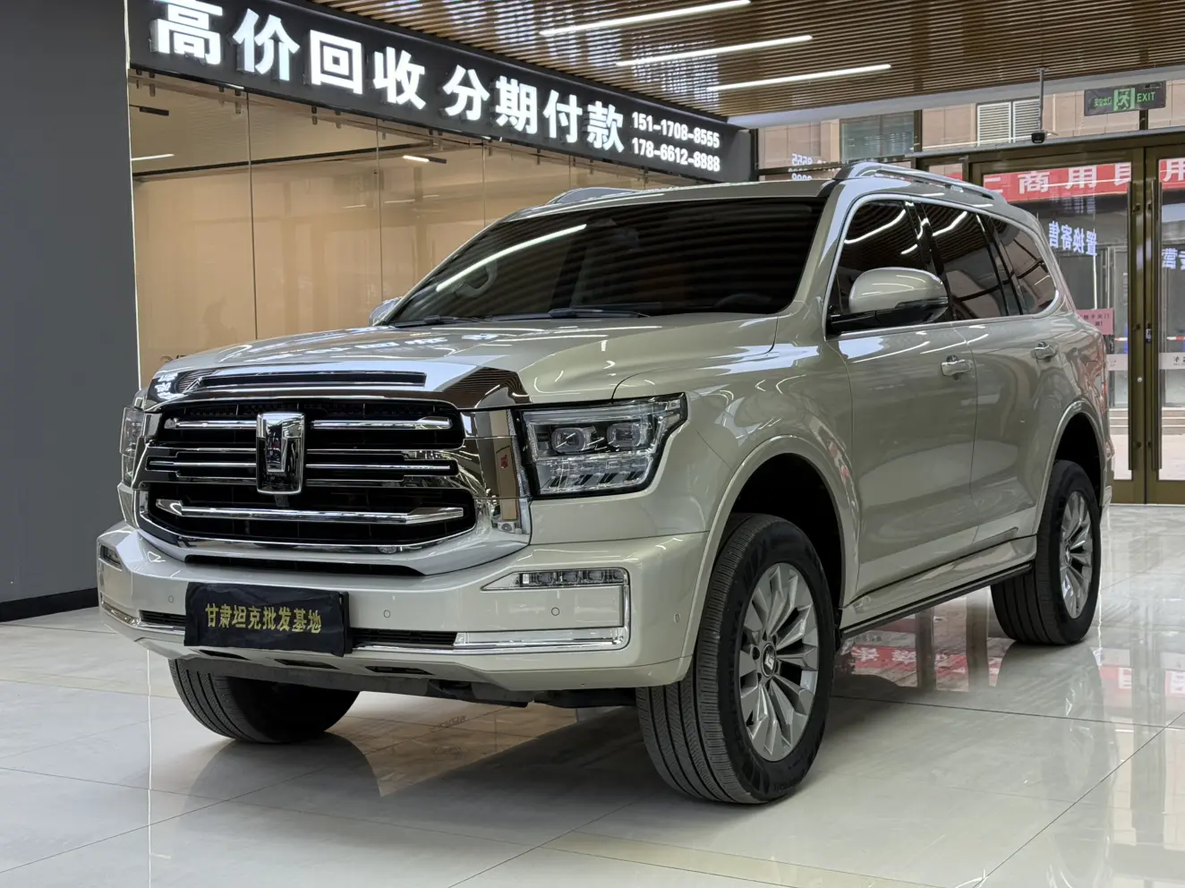 Tank 500 Hi4-T  из Китая