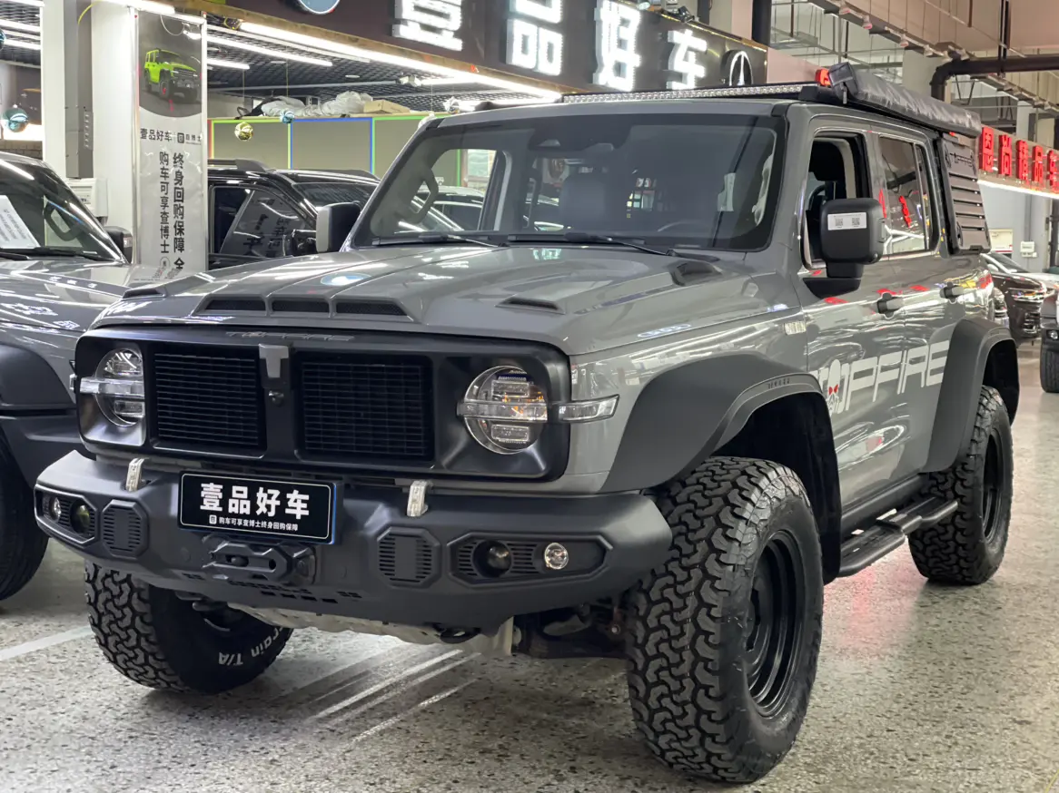 Tank 300  из Китая