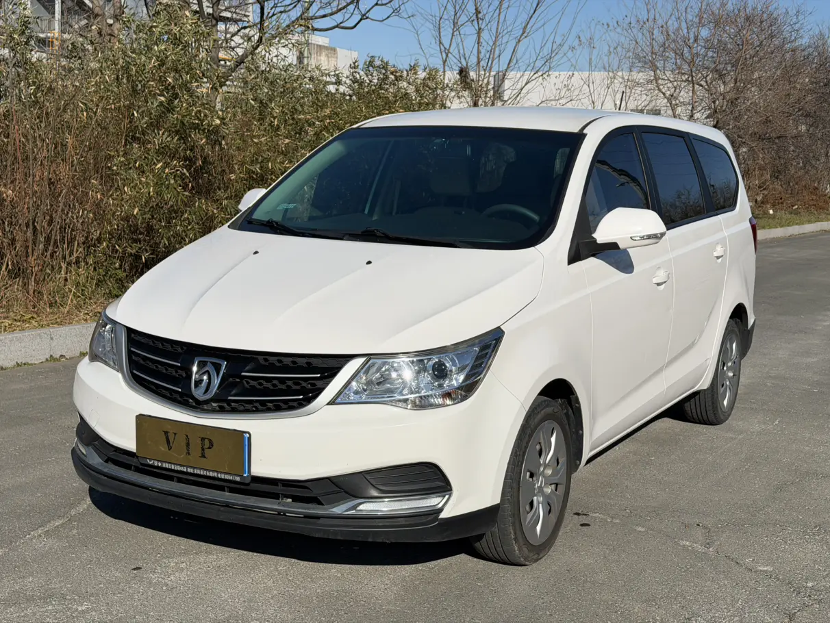 Baojun 730  из Китая