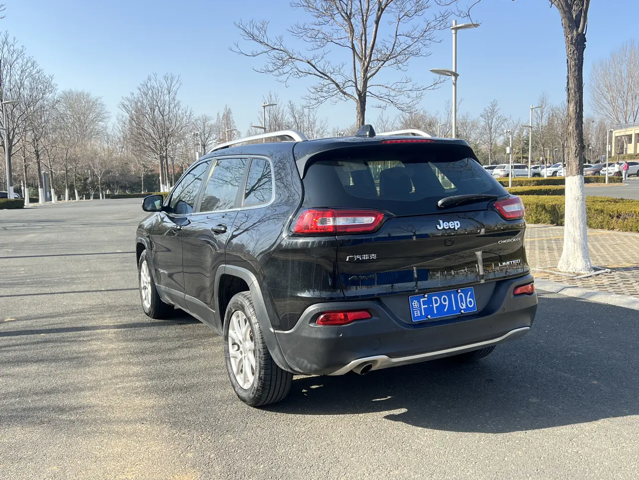 Jeep Cherokee  из Китая