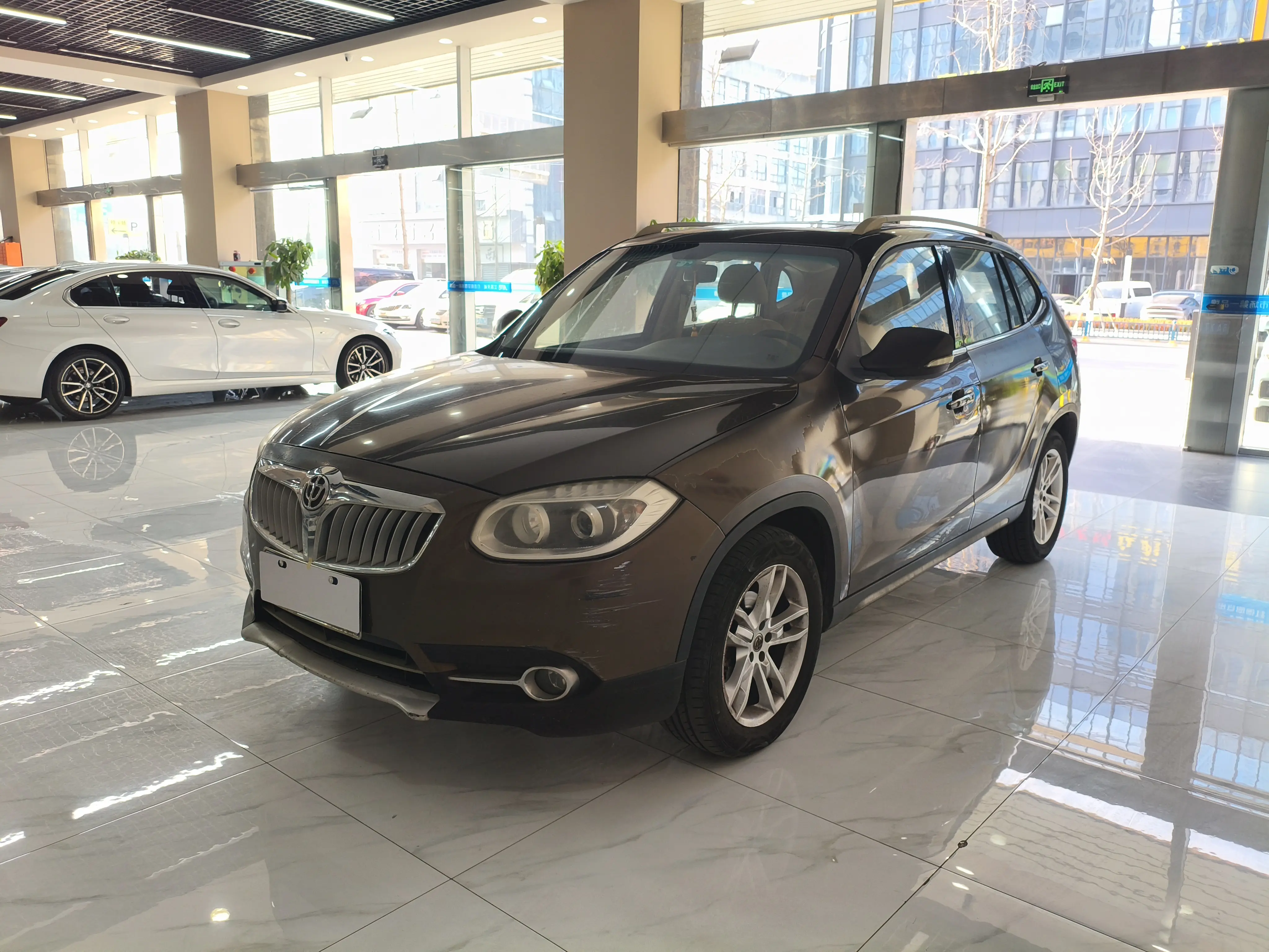 Brilliance Zhonghua V5  из Китая