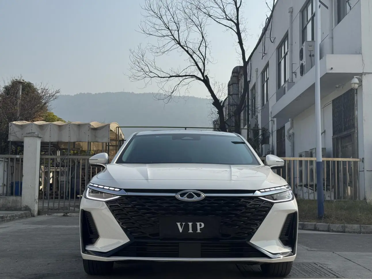 Chery Arrizo 8  из Китая