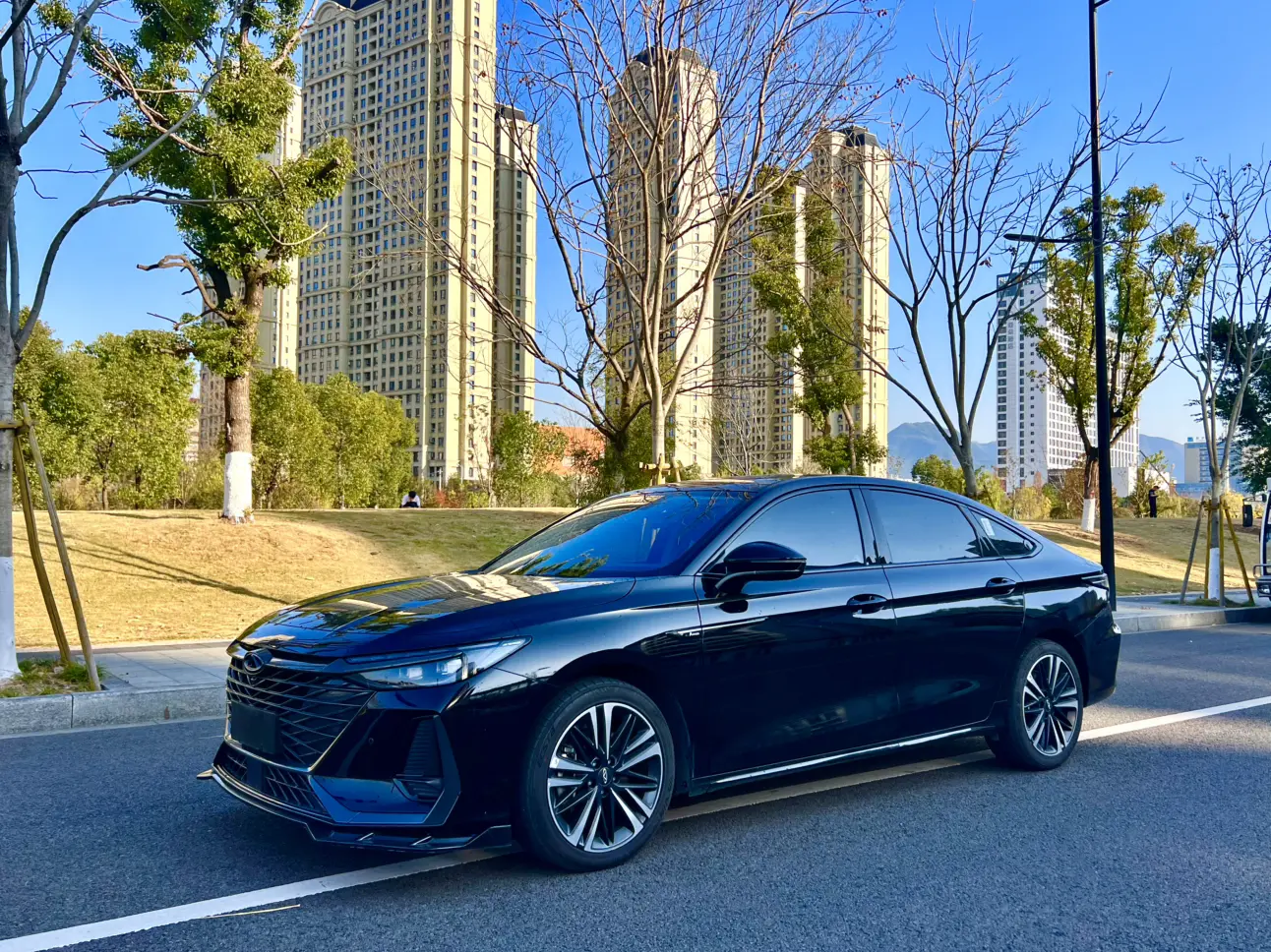 Chery Arrizo 8  из Китая