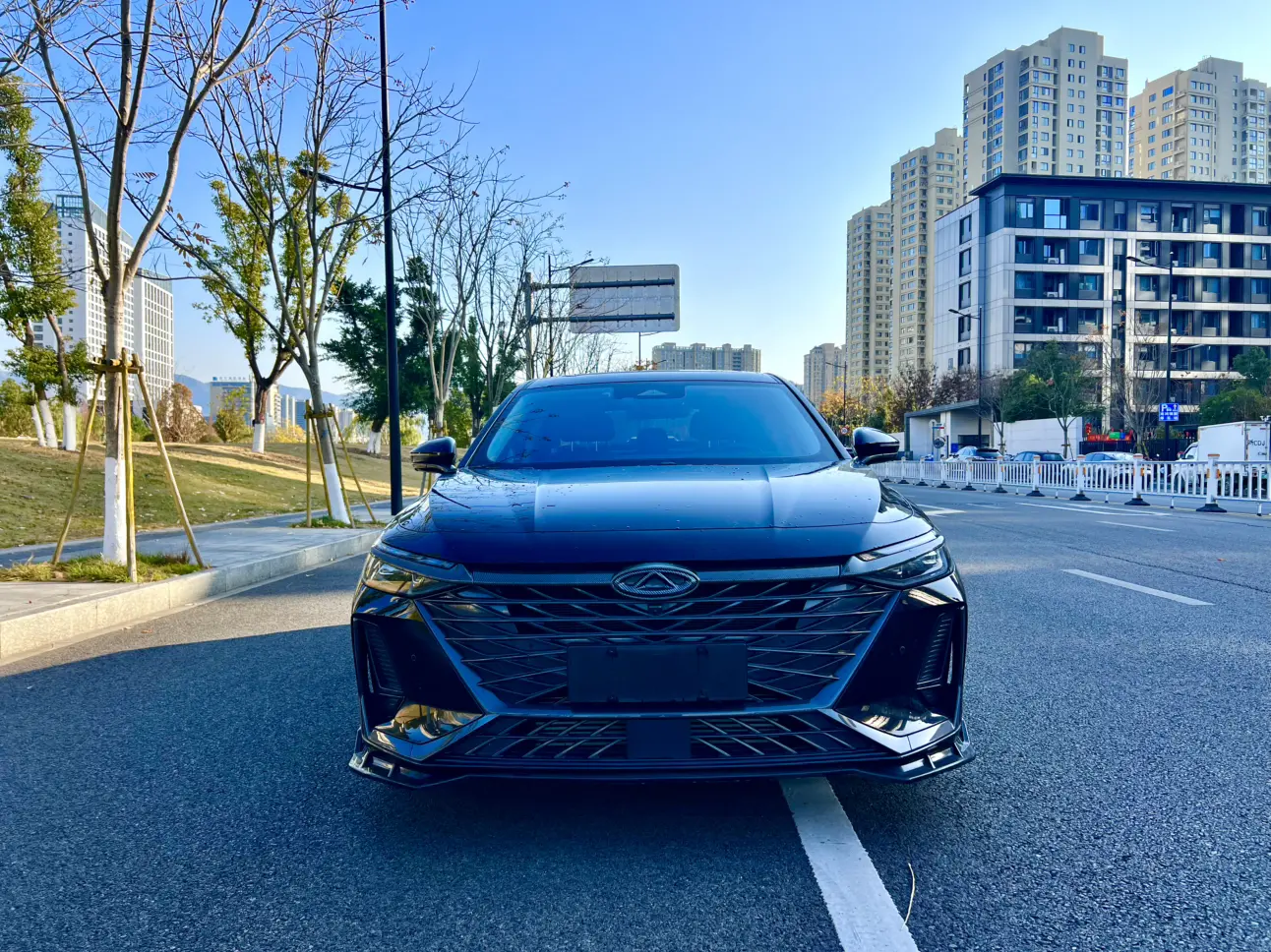 Chery Arrizo 8  из Китая