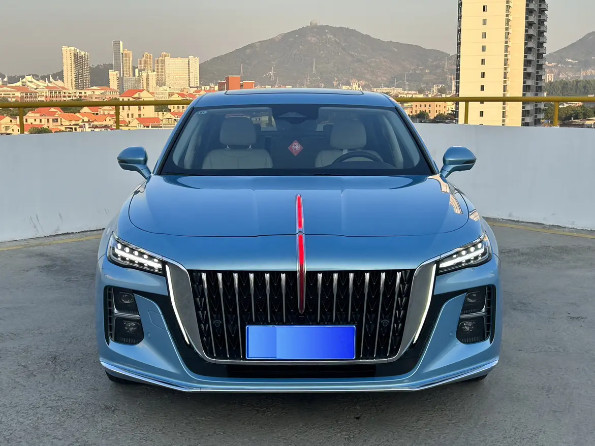 Hongqi H5  из Китая