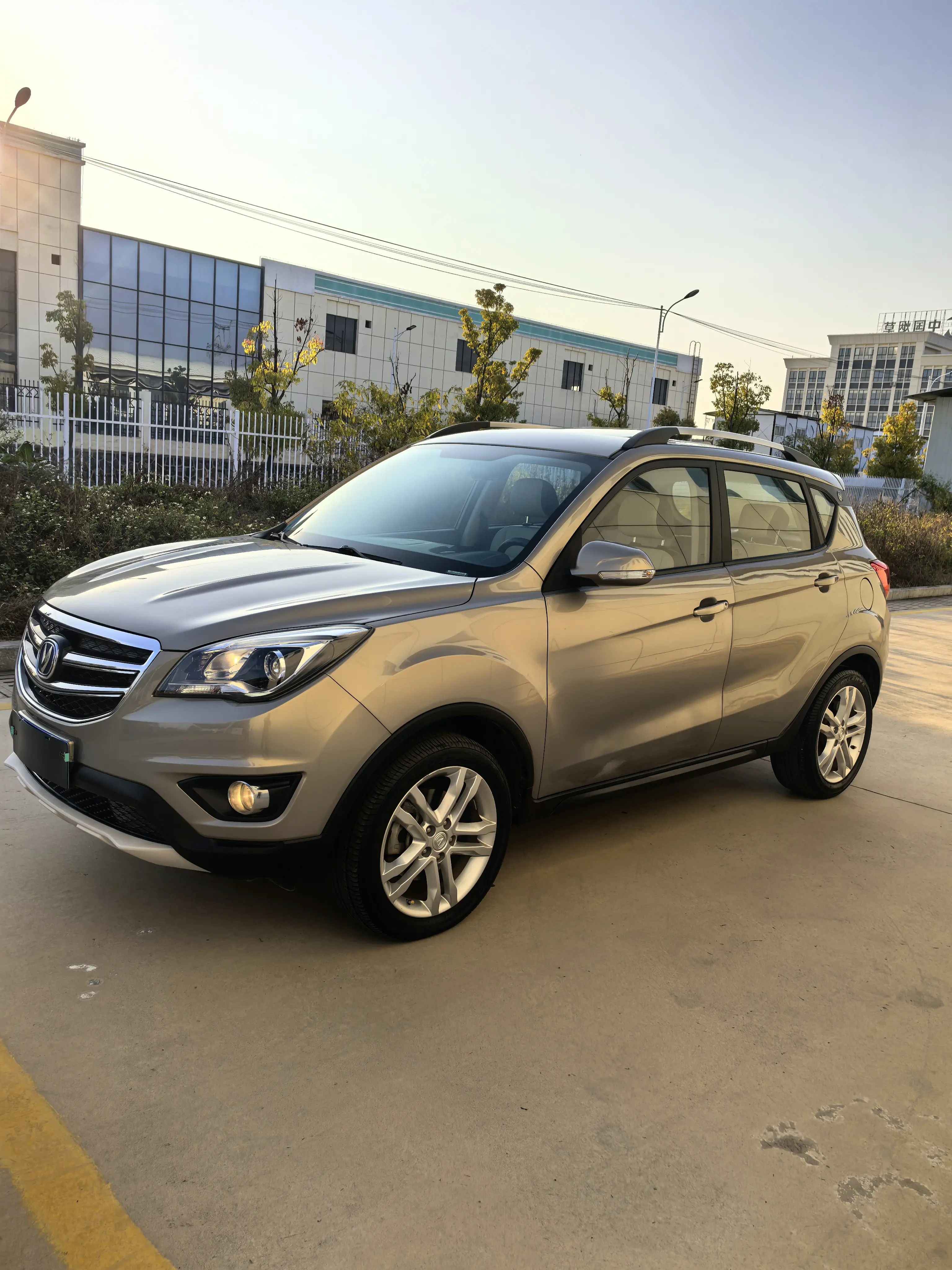 Changan CS35  из Китая