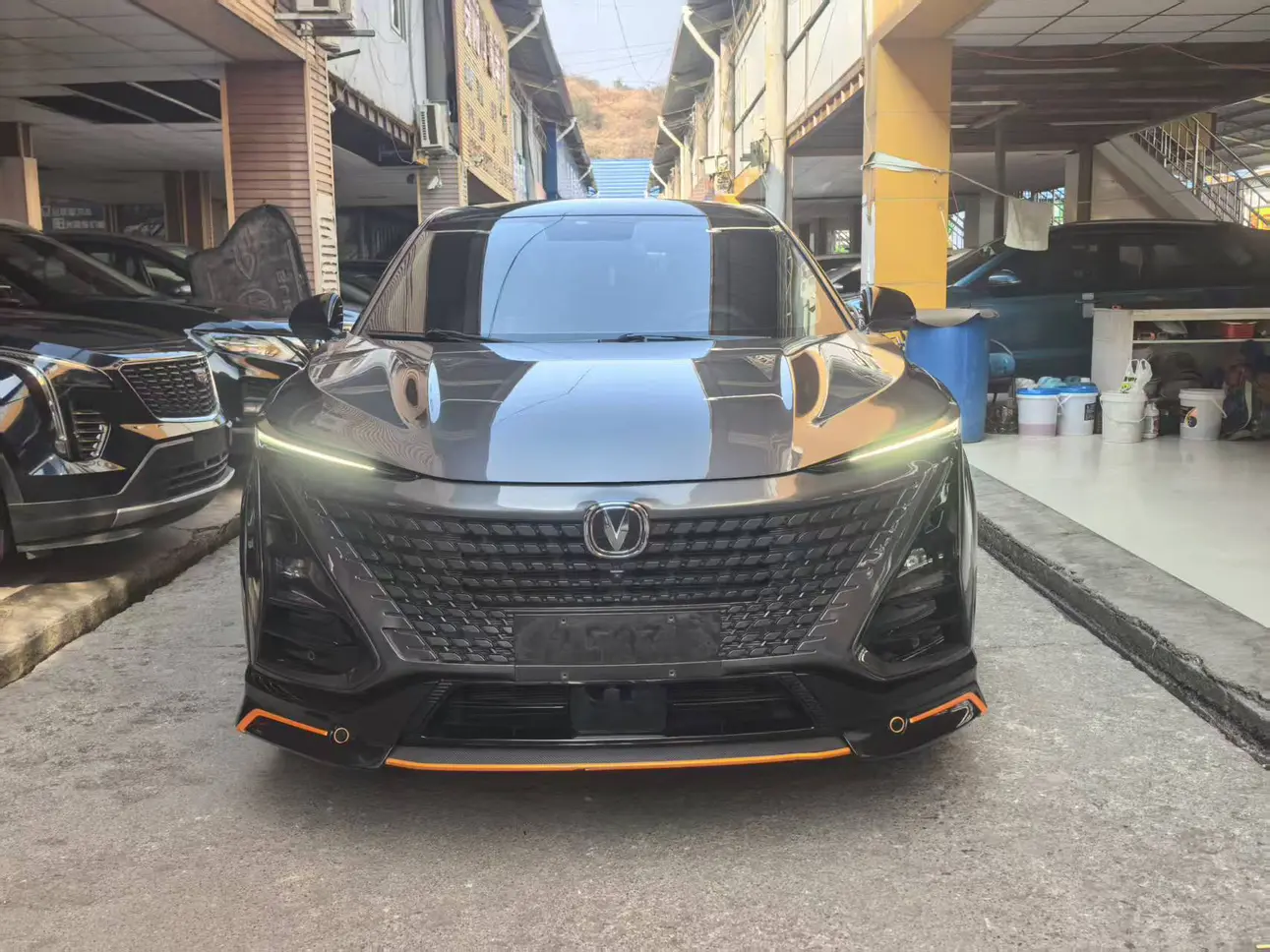 Changan UNI-T  из Китая