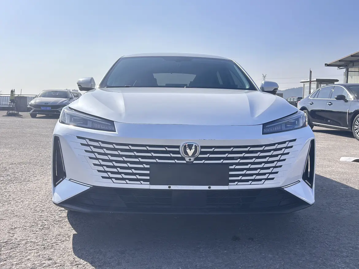 Changan Yida  из Китая