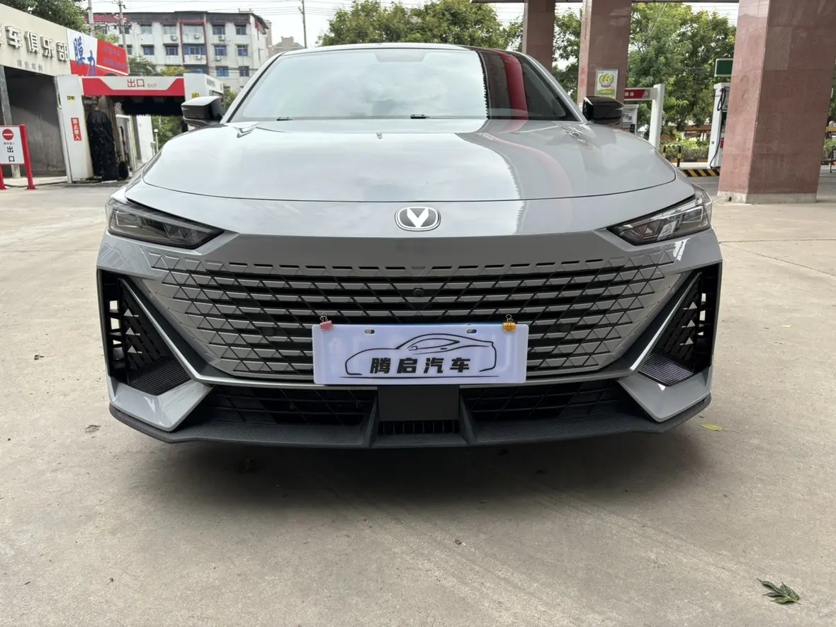 Changan UNI-V  из Китая