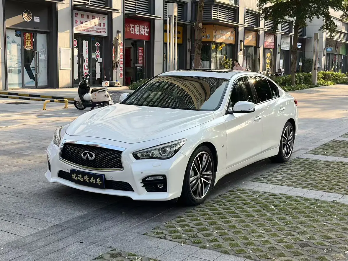Infiniti Q50  из Китая