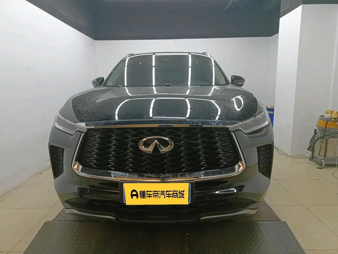 Infiniti QX60  из Китая