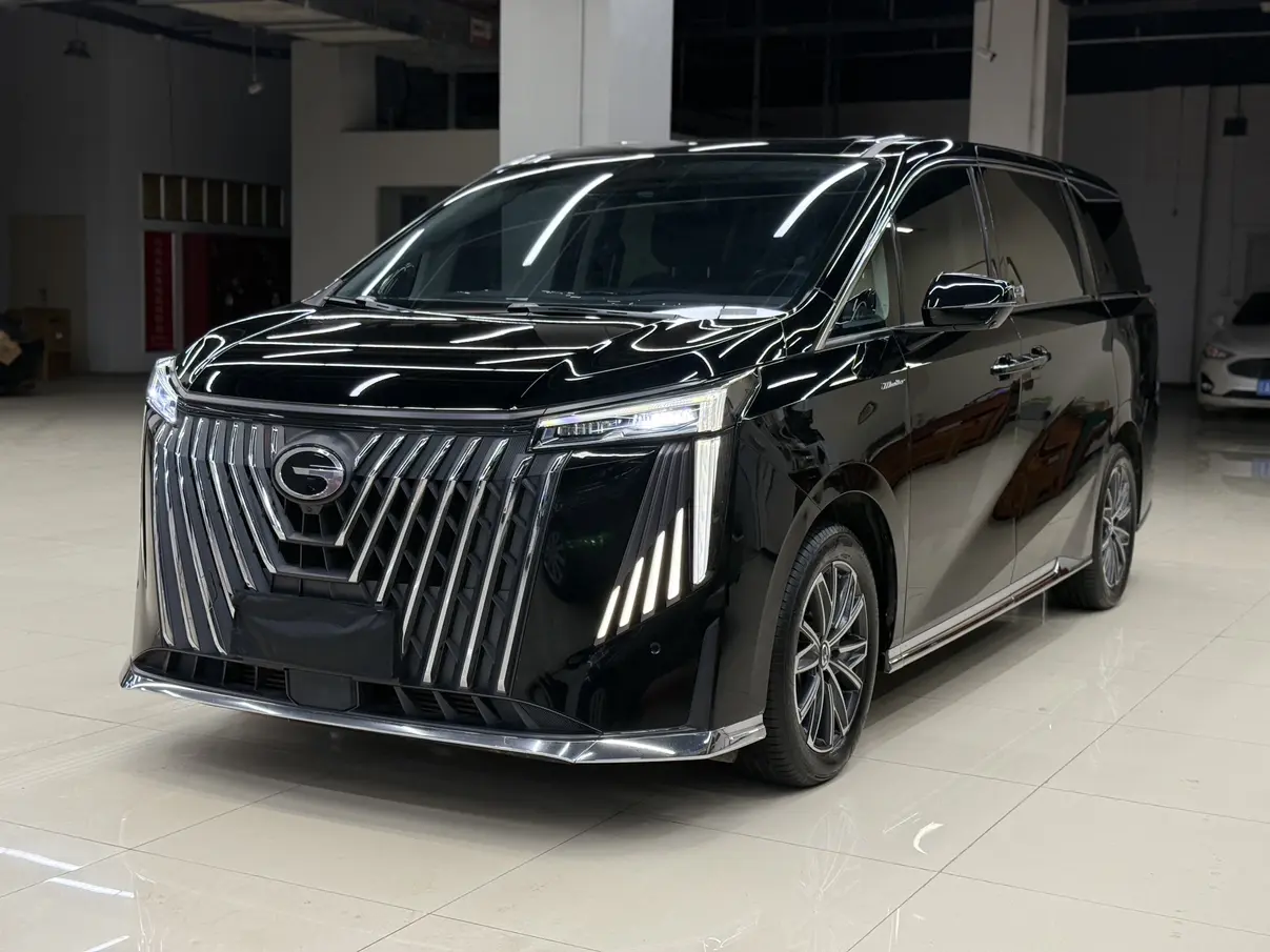 GAC Trumpchi M8  из Китая