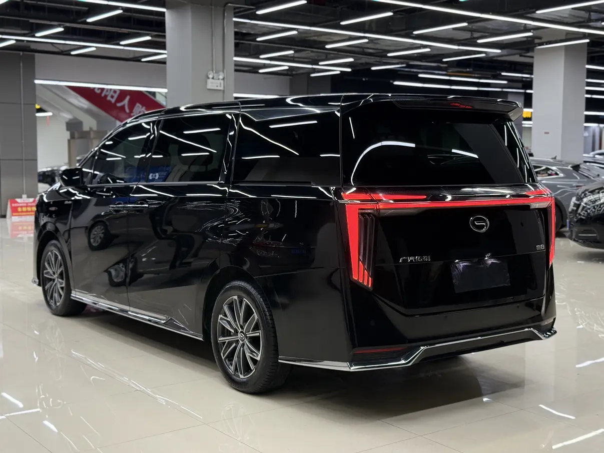 GAC Trumpchi M8  из Китая