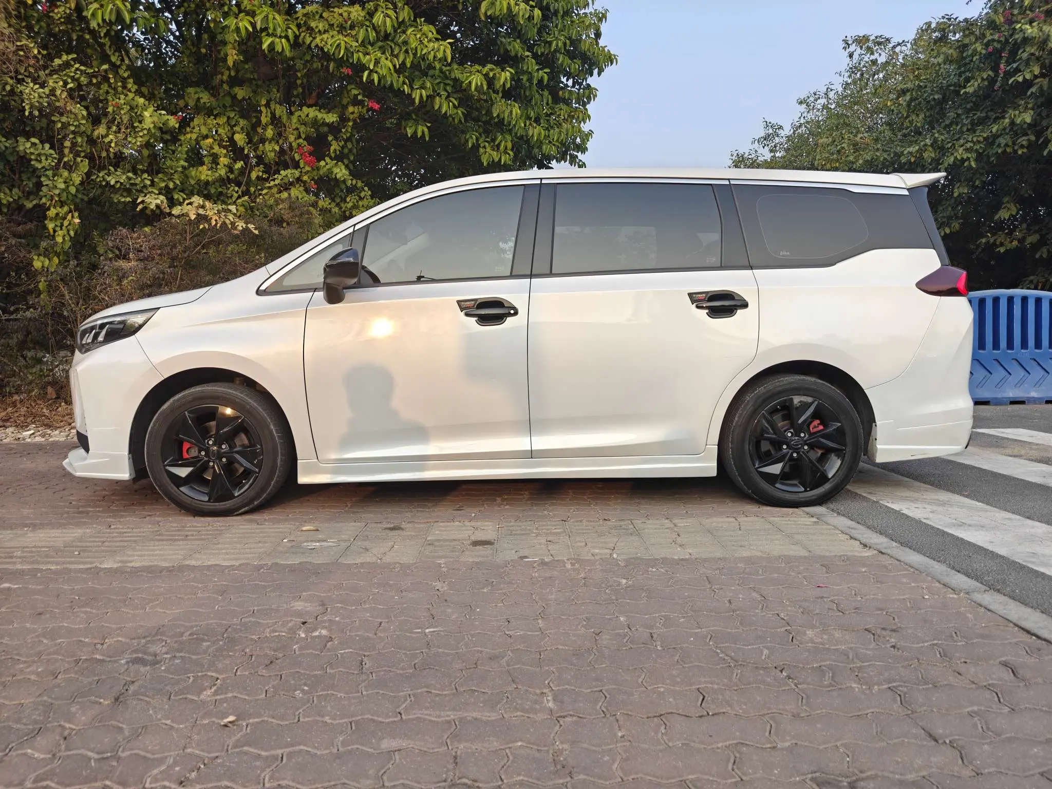 GAC Trumpchi M6  из Китая