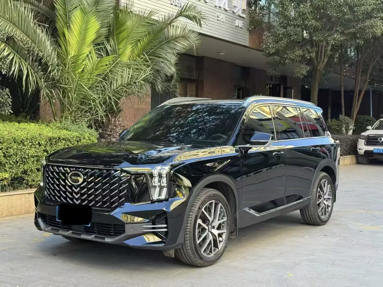 GAC Trumpchi GS8  из Китая