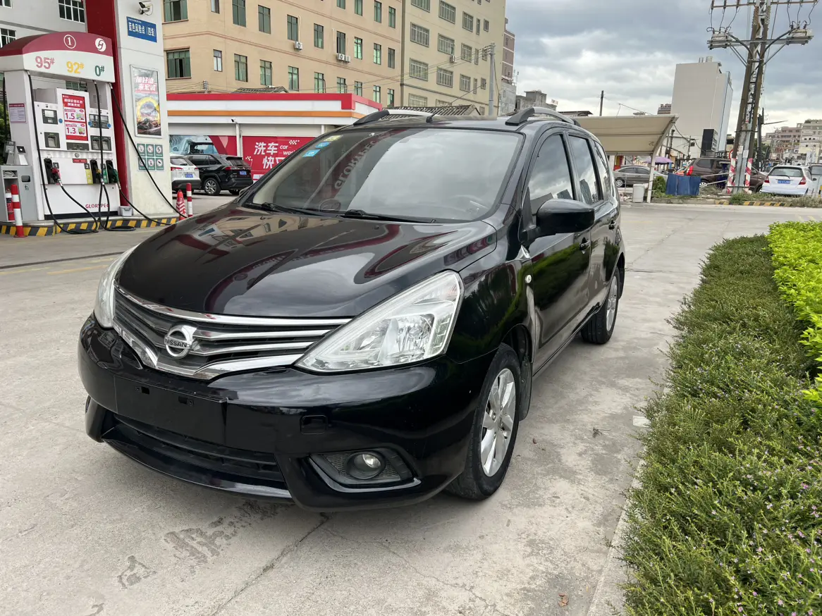 Nissan Li Wei  из Китая