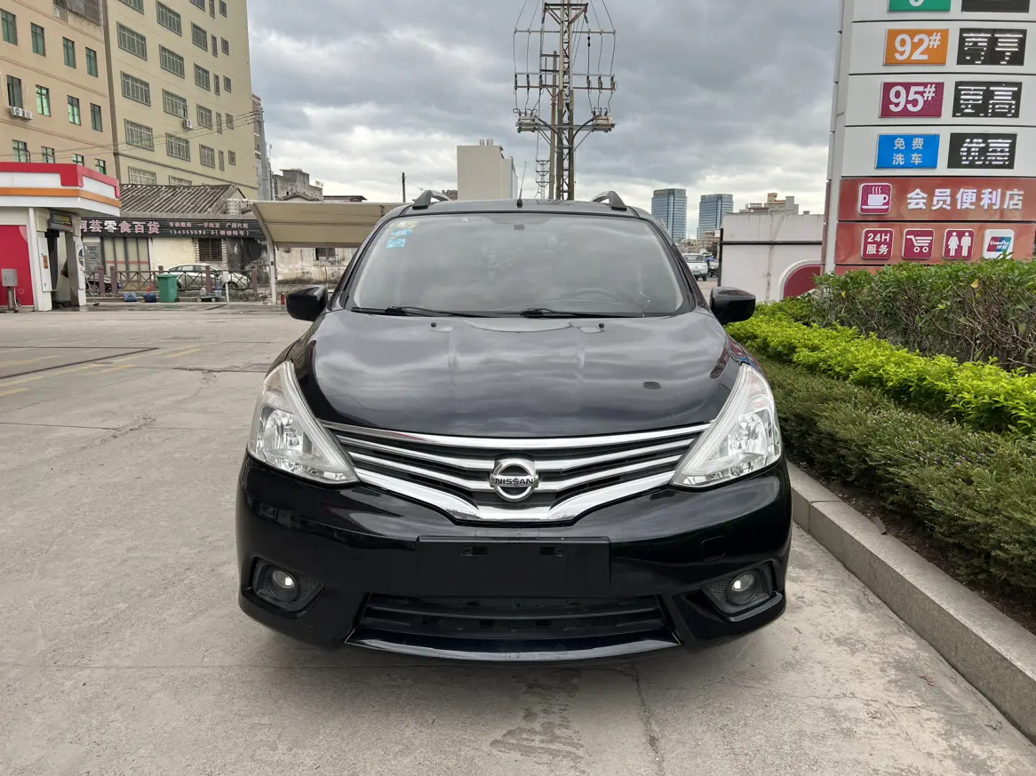 Nissan Li Wei  из Китая