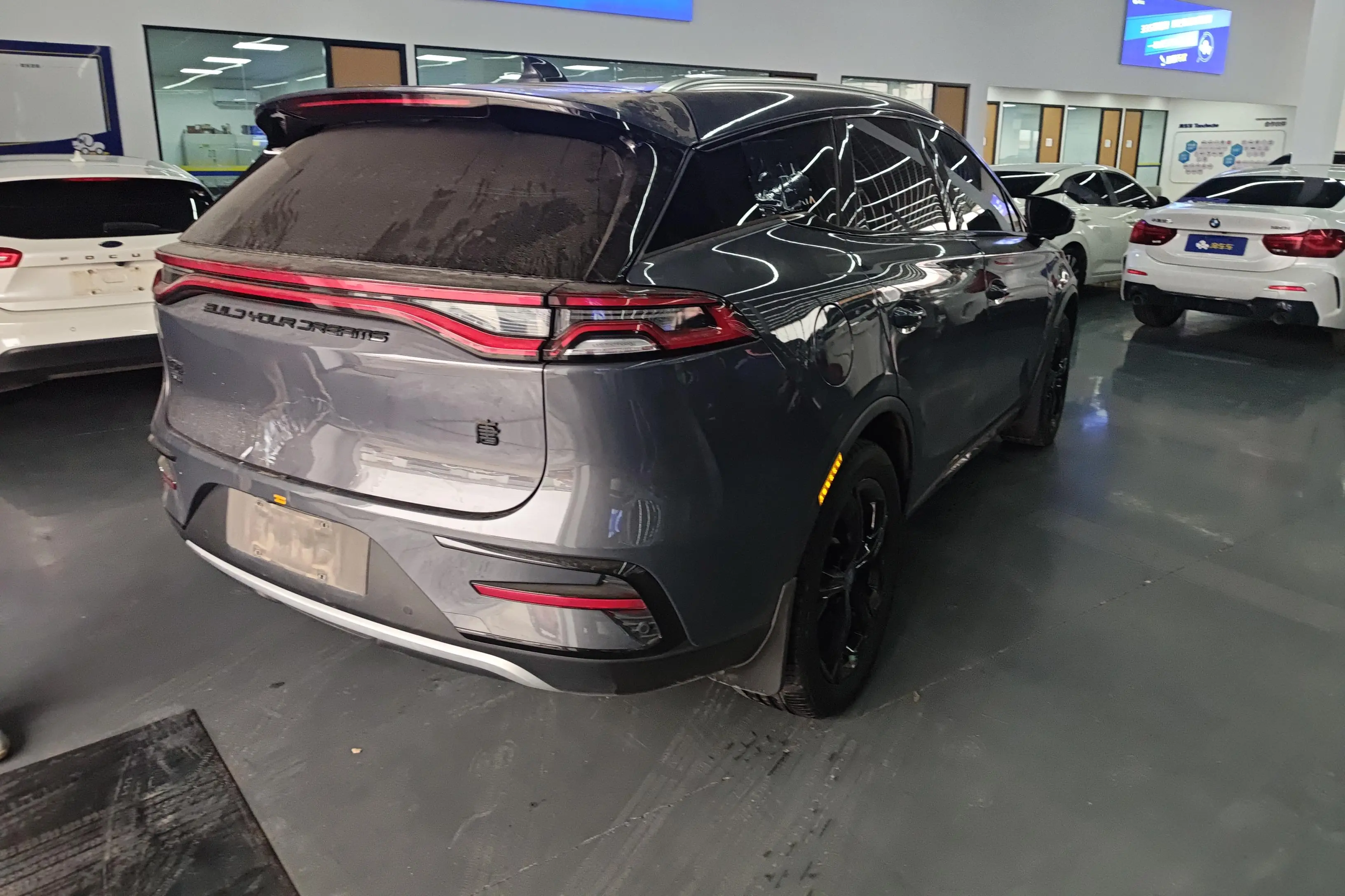 BYD Tang DM  из Китая